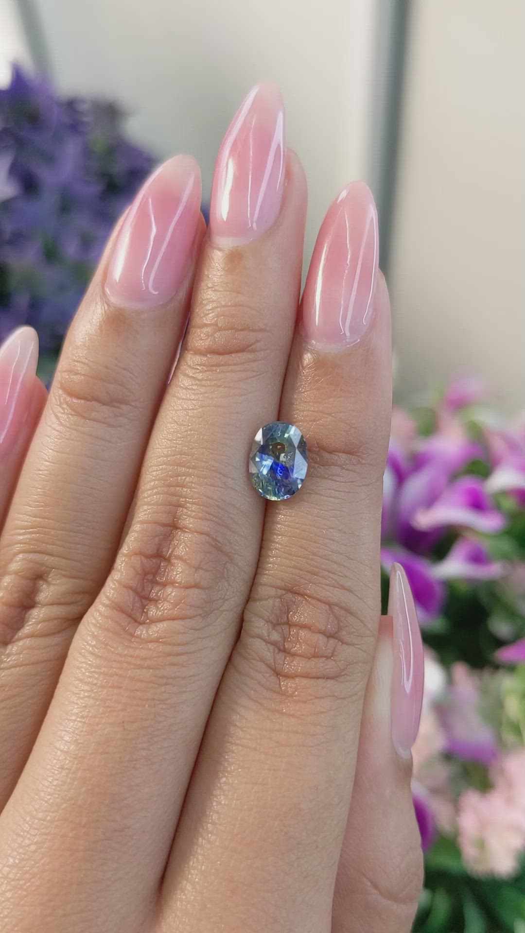 2.03 Ct. Bi Color Sapphire from Ceylon (Sri Lanka) Size Video