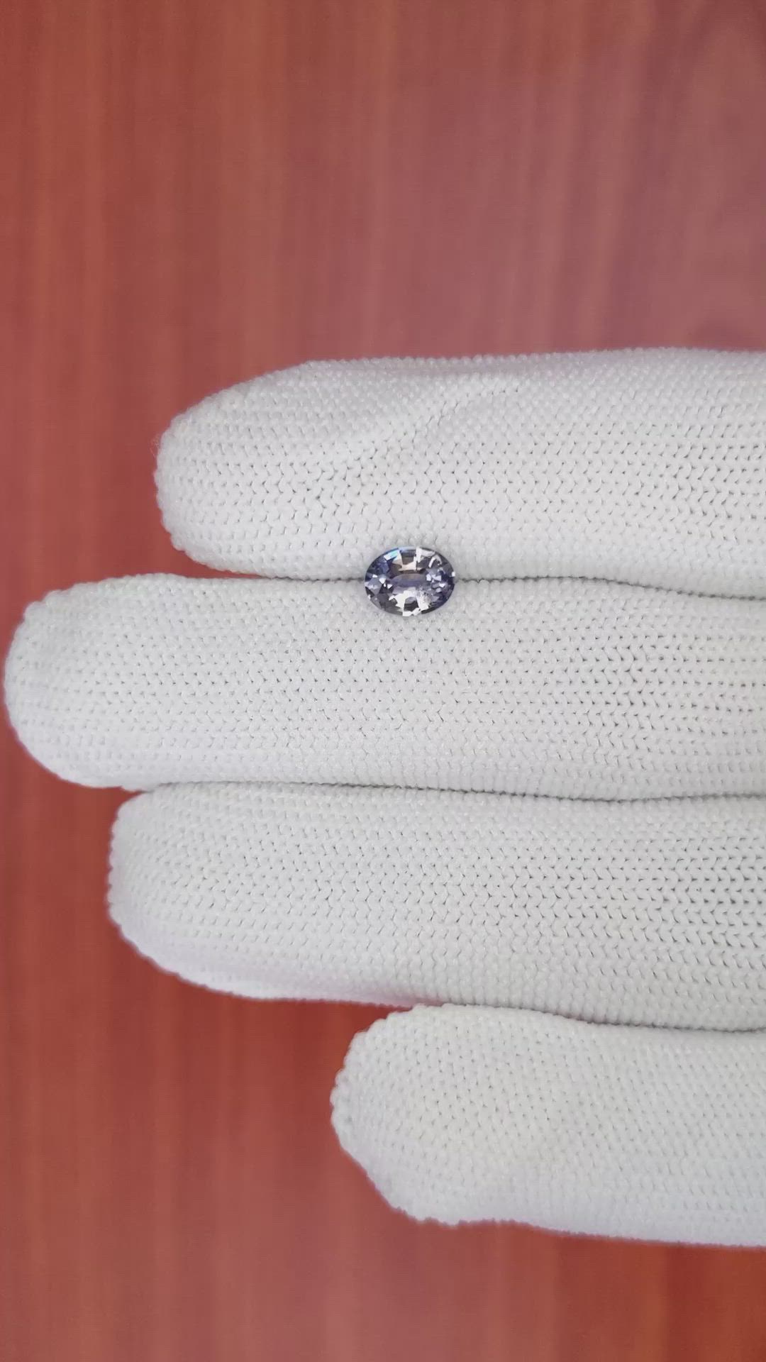 0.76 Ct. Bi Color Sapphire from Ceylon (Sri Lanka) Size Video