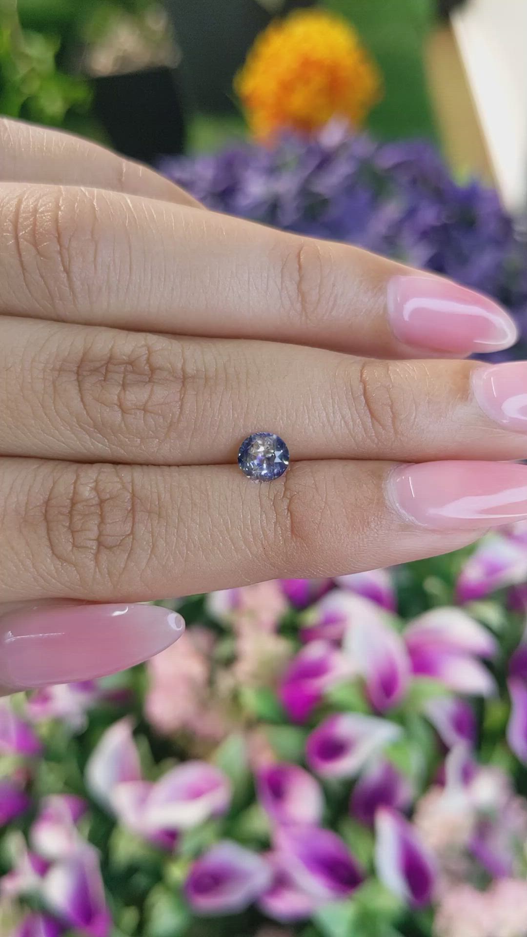 0.64 Ct. Bi Color Sapphire from Ceylon (Sri Lanka) Size Video