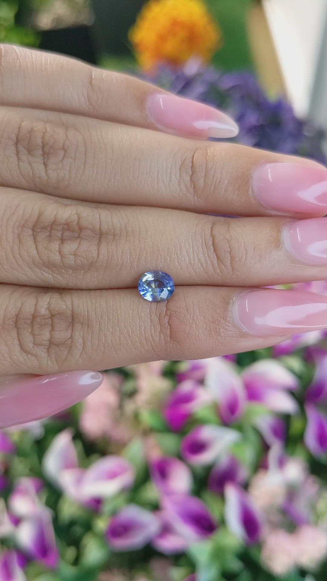 0.72 Ct. Bi Color Sapphire from Ceylon (Sri Lanka) Size Video