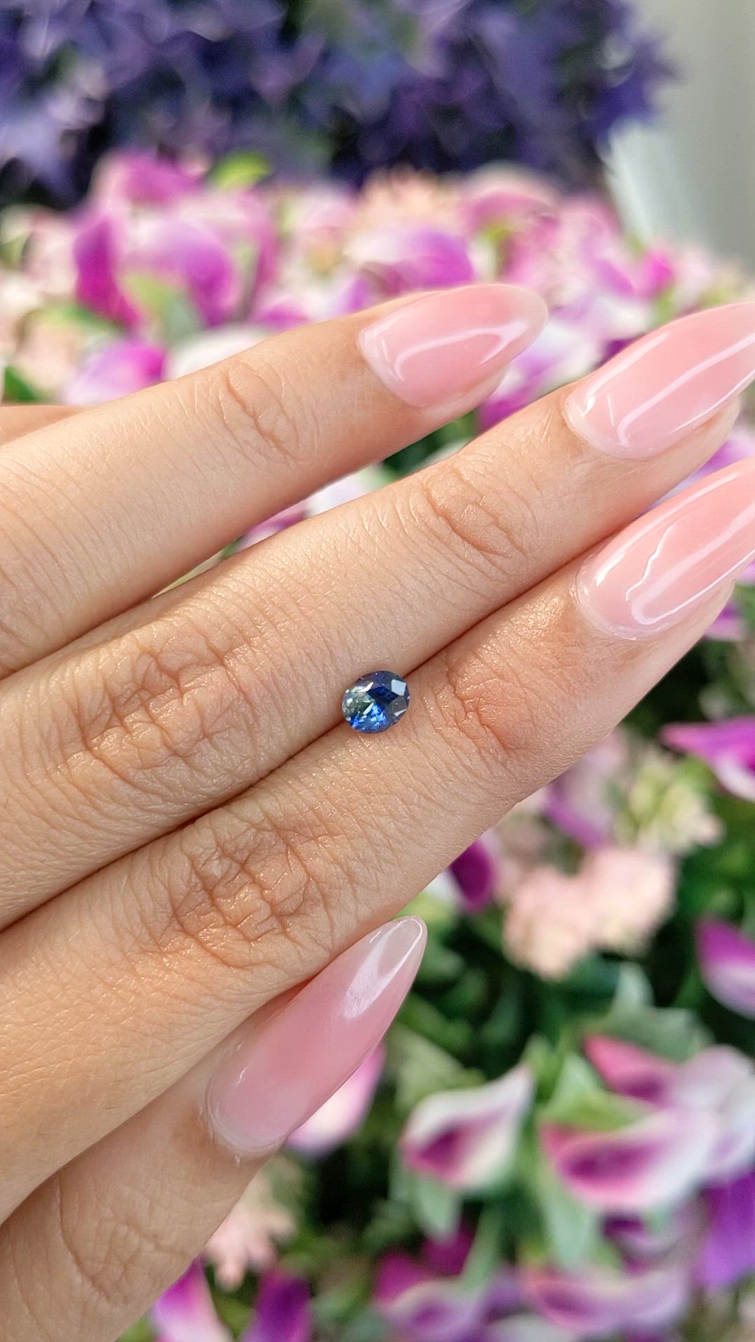 0.57 Ct. Bi Color Sapphire from Ceylon (Sri Lanka) Size Video