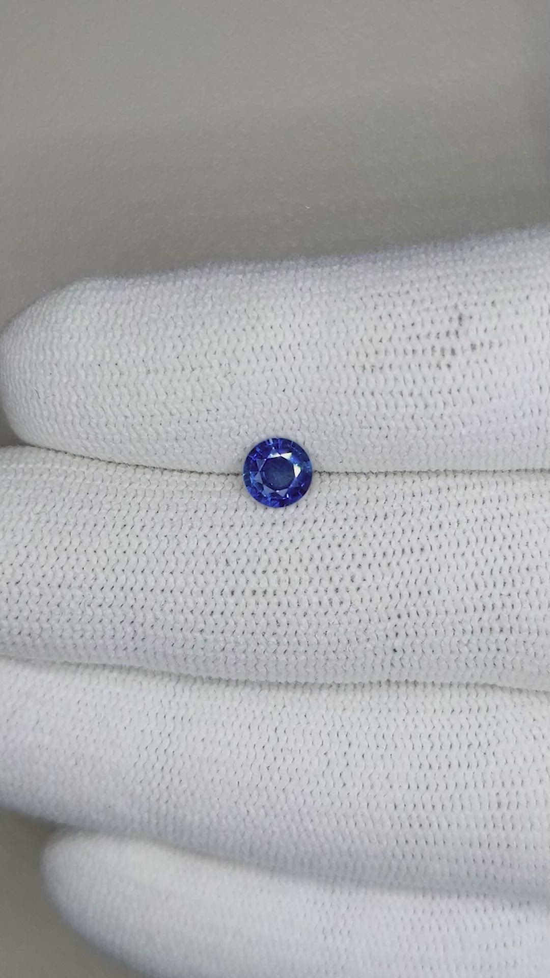 0.55 Ct. Blue Sapphire from Ceylon (Sri Lanka) Size Video