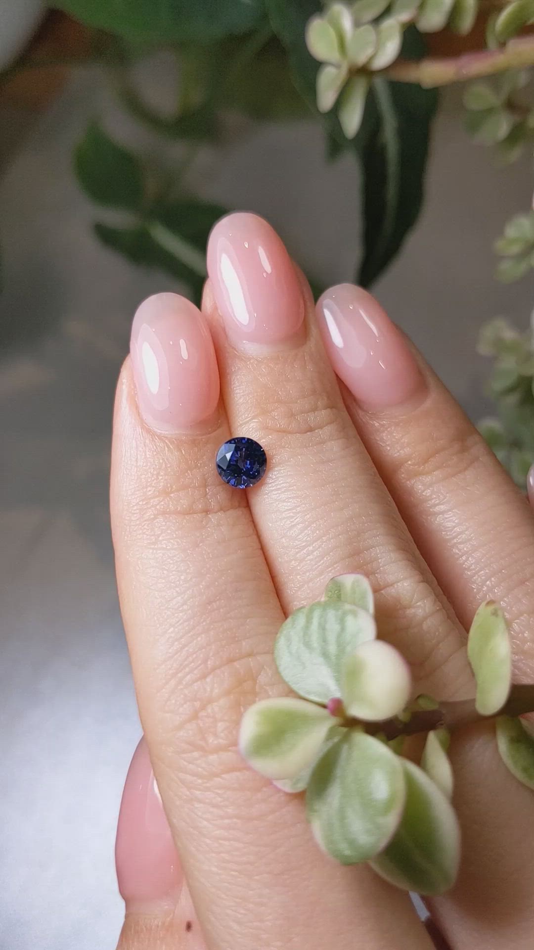 0.86 Ct. Blue Sapphire from Ceylon (Sri Lanka) Size Video