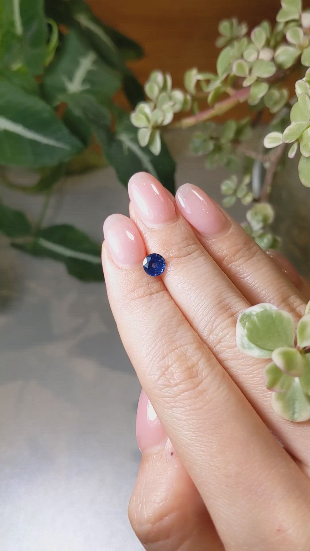 0.86 Ct. Blue Sapphire from Ceylon (Sri Lanka) Size Video