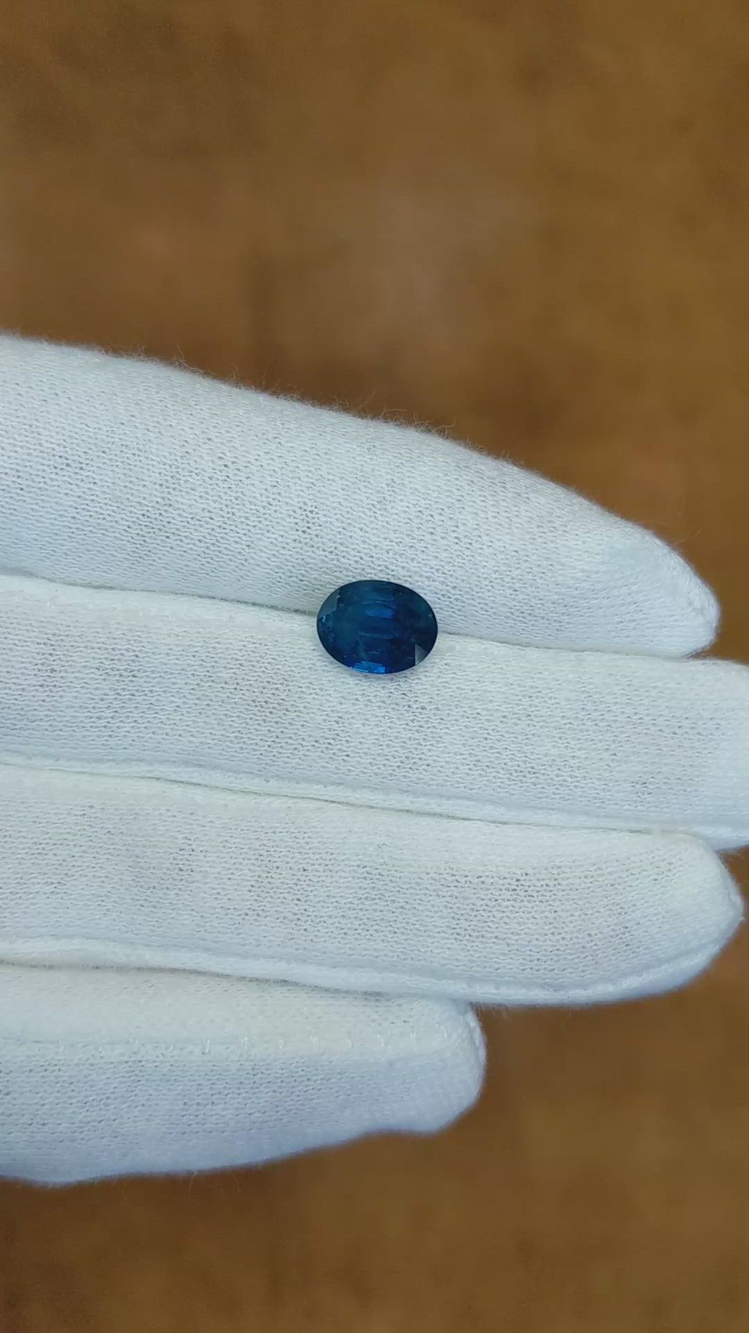 2.80 Ct. Blue Sapphire from Ceylon (Sri Lanka) Size Video