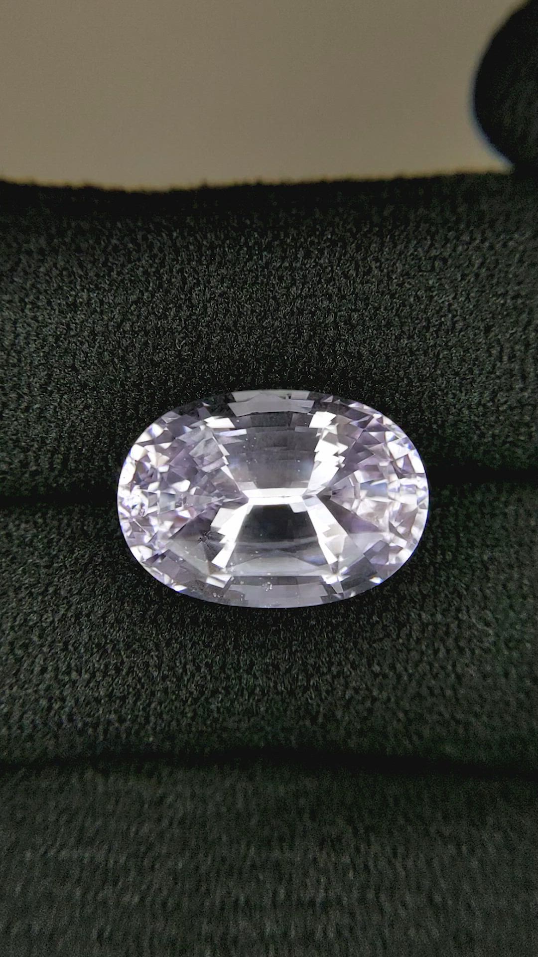 10.16 Ct. White Sapphire from Ceylon (Sri Lanka) Size Video
