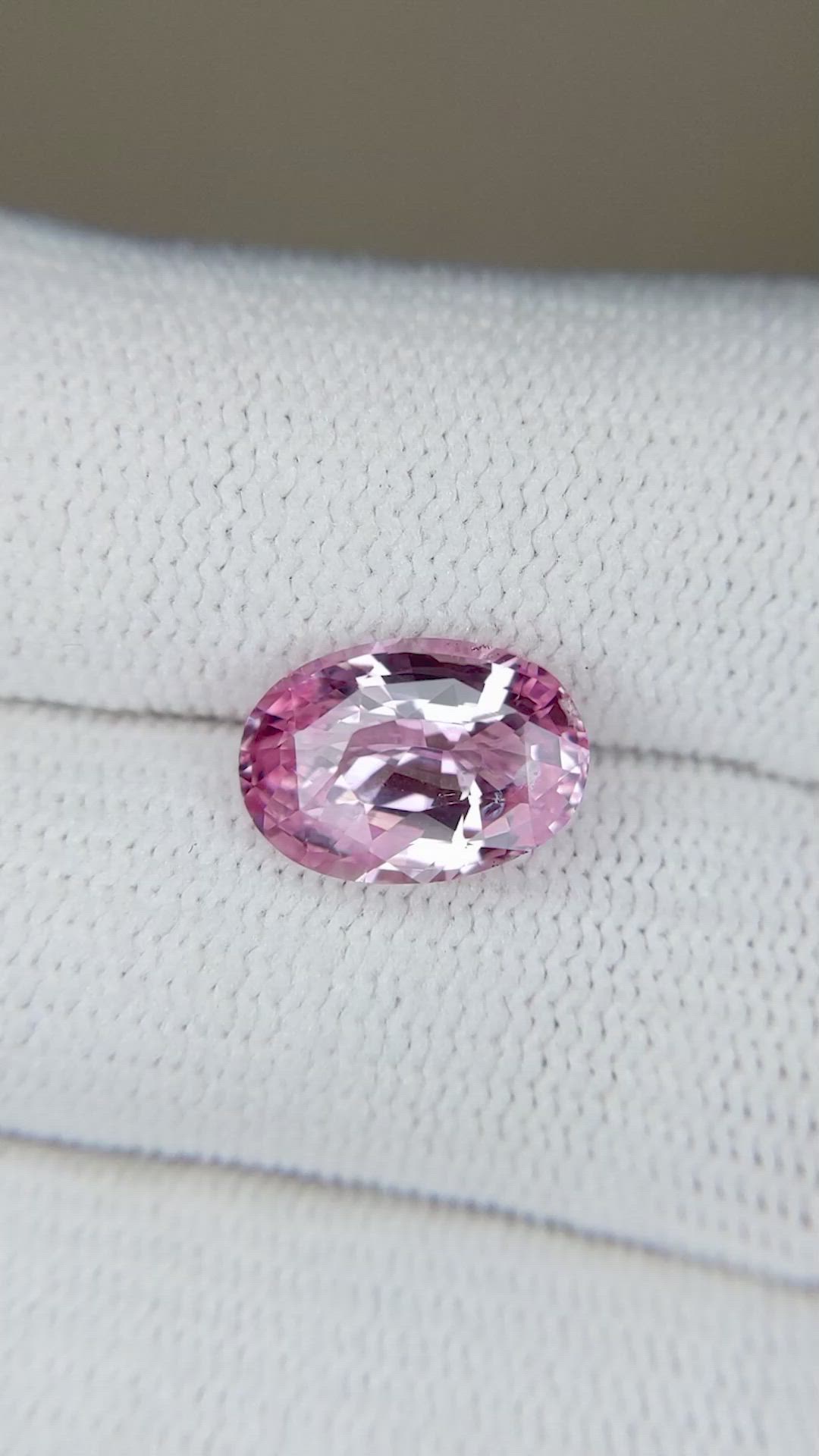 3.02 Ct. Pink Sapphire from Ceylon (Sri Lanka) Size Video