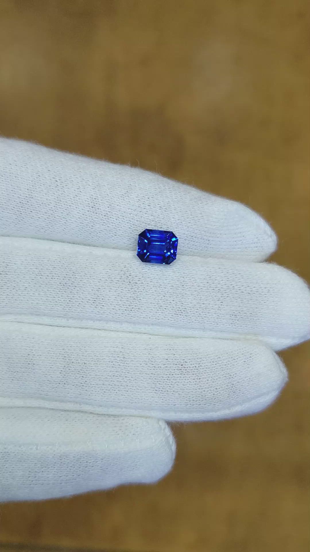 1.83 Ct. Blue Sapphire from Ceylon (Sri Lanka) Size Video