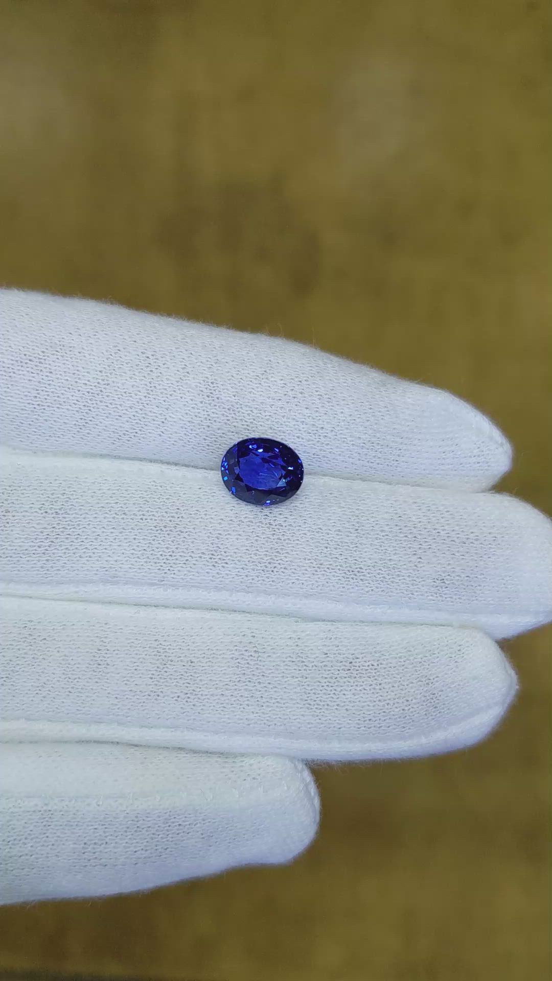3.10 Ct. Blue Sapphire from Ceylon (Sri Lanka) Size Video