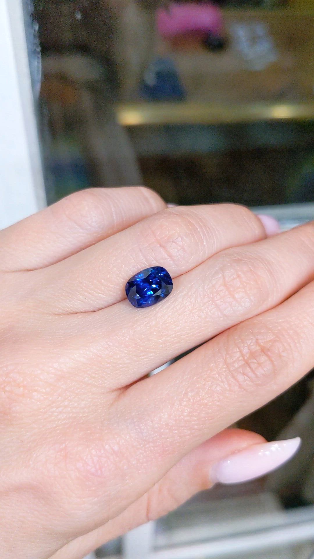 3.43 Ct. Blue Sapphire from Ceylon (Sri Lanka) Size Video