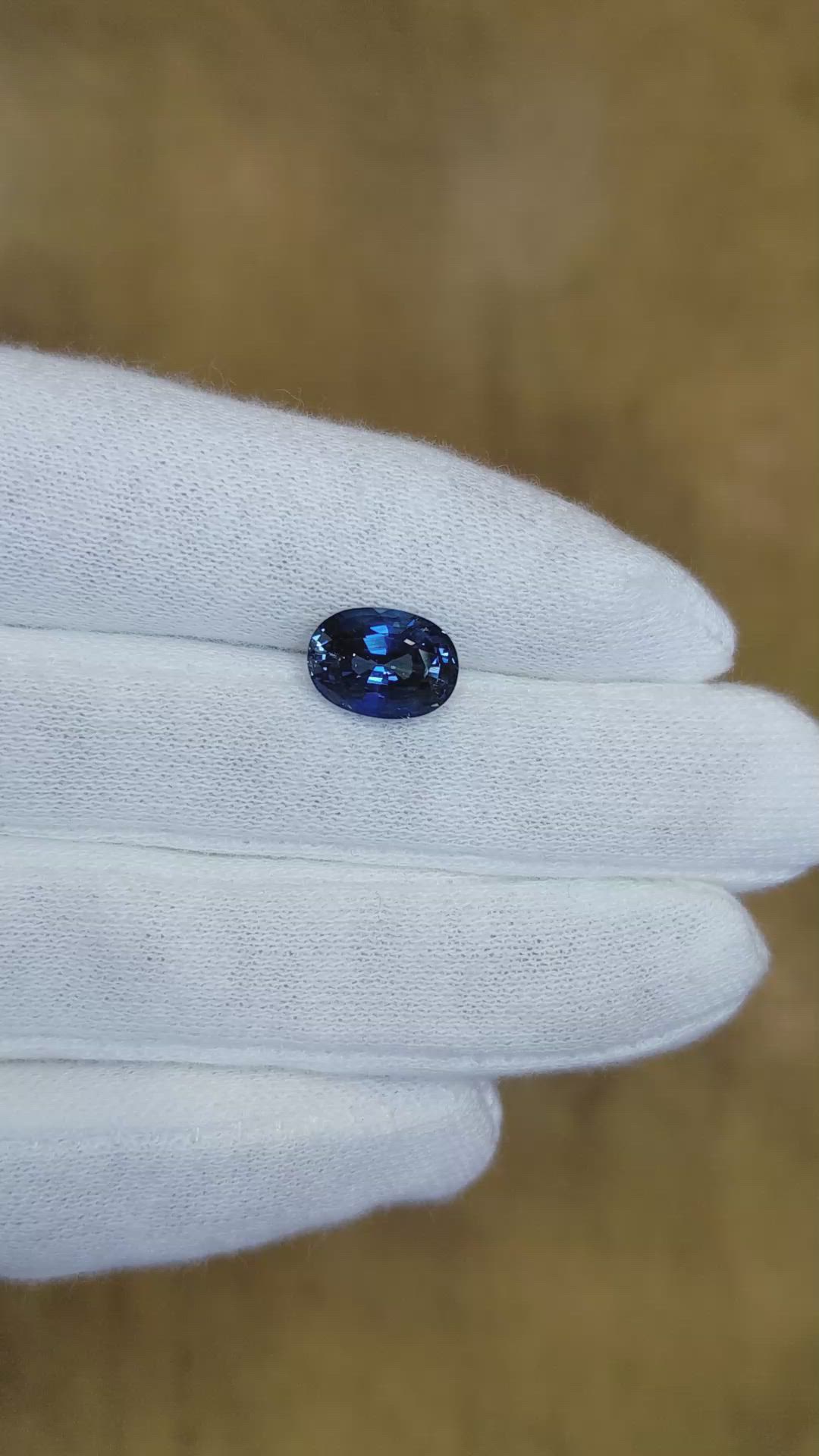 3.48 Ct. Blue Sapphire from Ceylon (Sri Lanka) Size Video