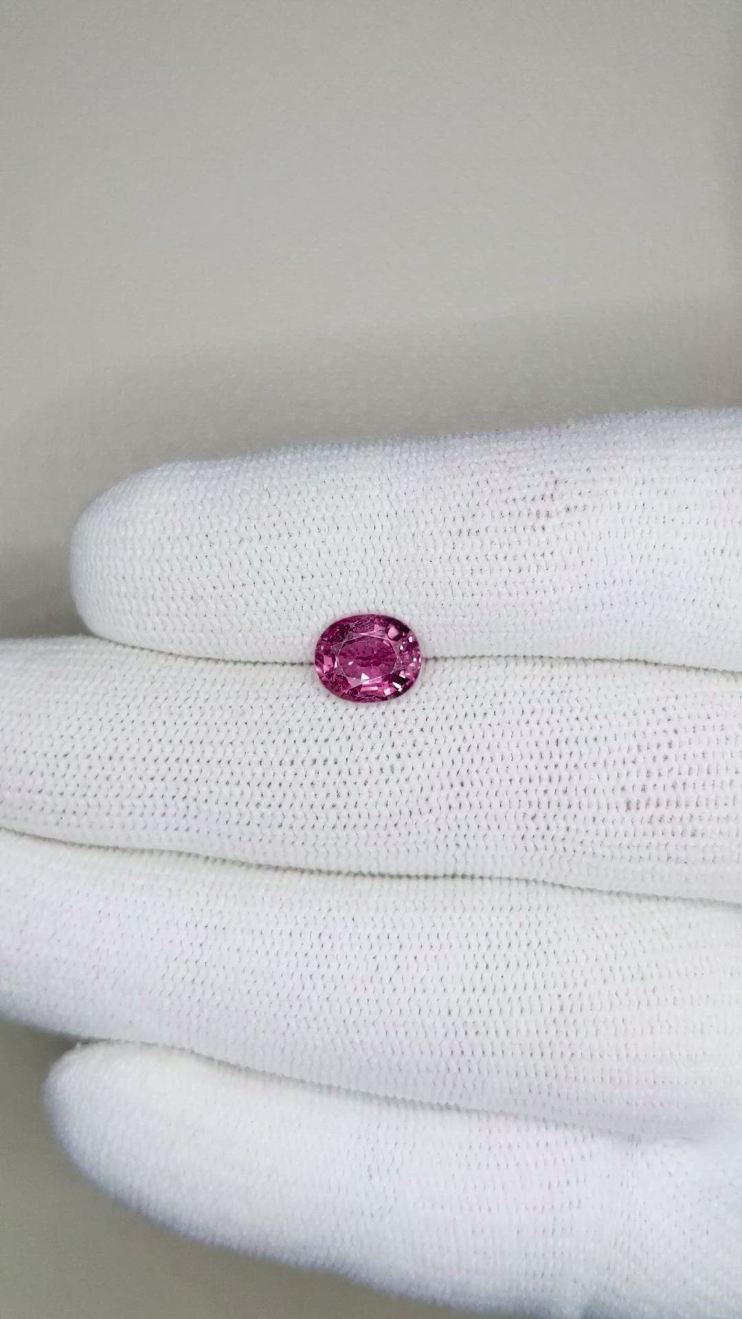 1.65 Ct. Reddish Pink Sapphire from Ceylon (Sri Lanka) Size Video