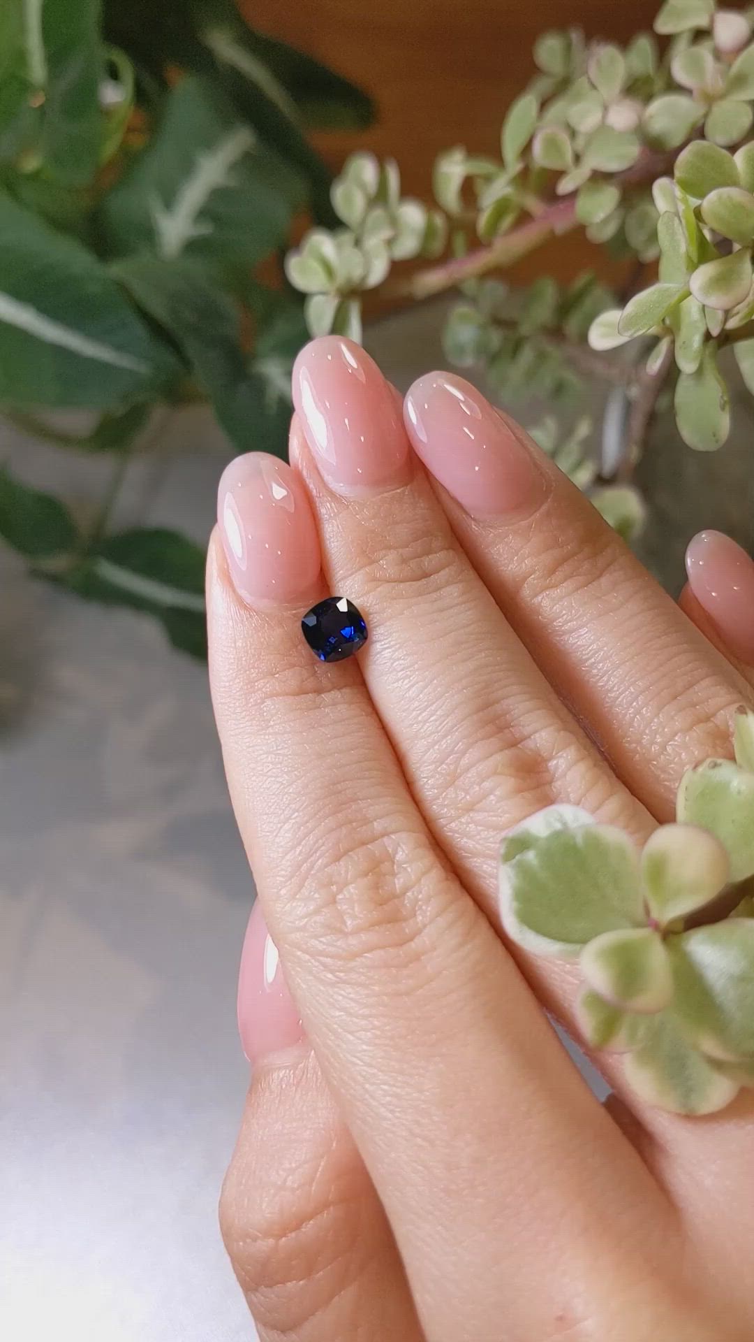 1.12 Ct. Blue Sapphire from Ceylon (Sri Lanka) Size Video
