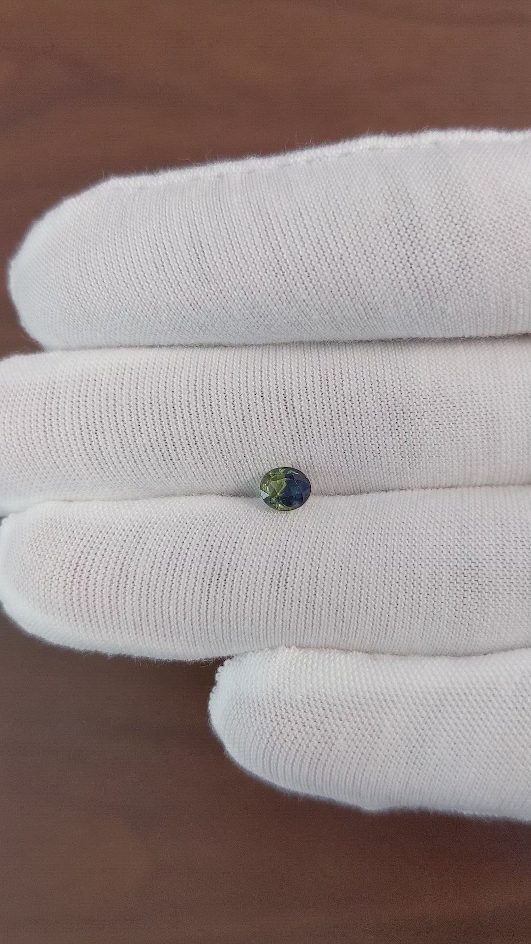 0.65 Ct. Bi Color Sapphire from Africa Size Video