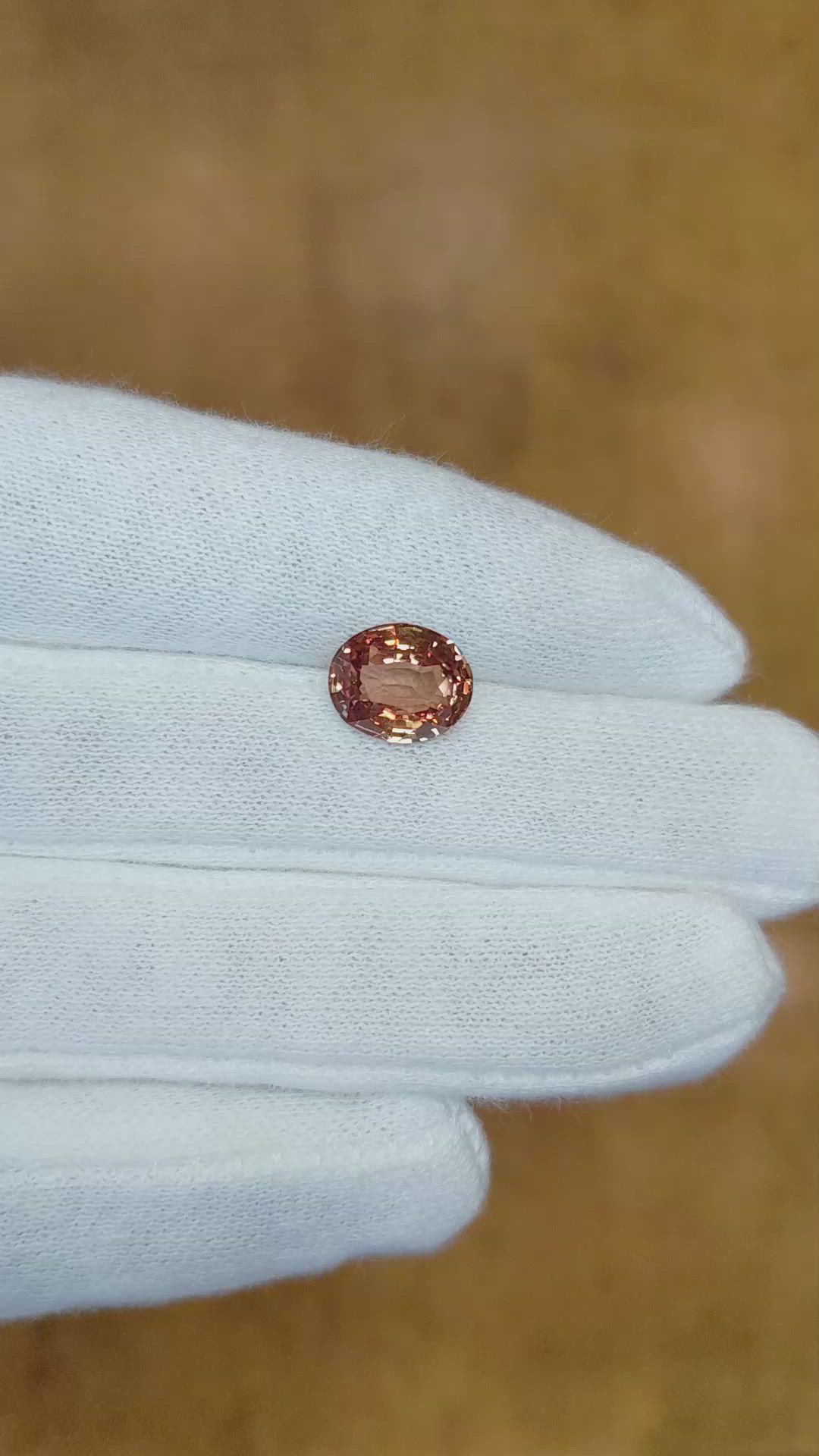 3.08 Ct. Orangish Brown Sapphire from Ceylon (Sri Lanka) Size Video