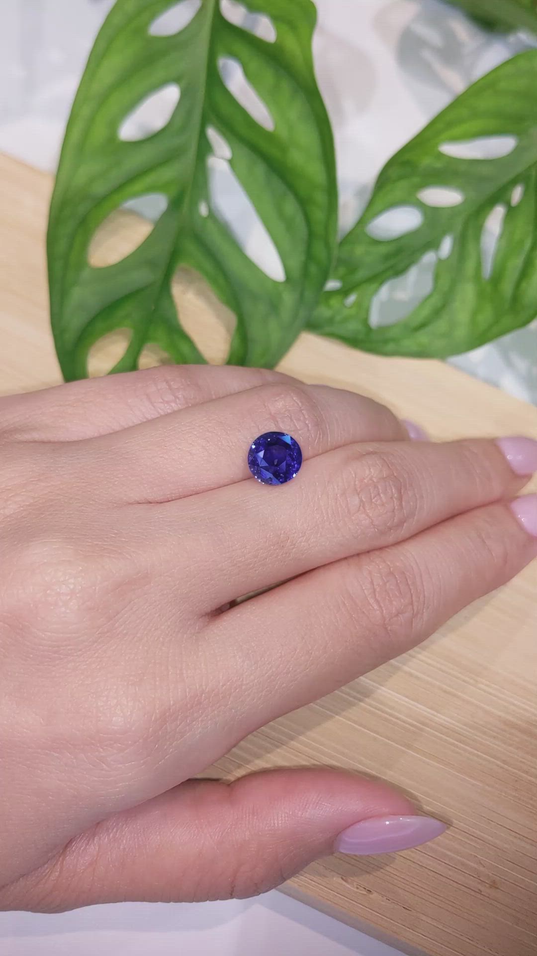3.54 Ct. Blue Sapphire from Ceylon (Sri Lanka) Size Video
