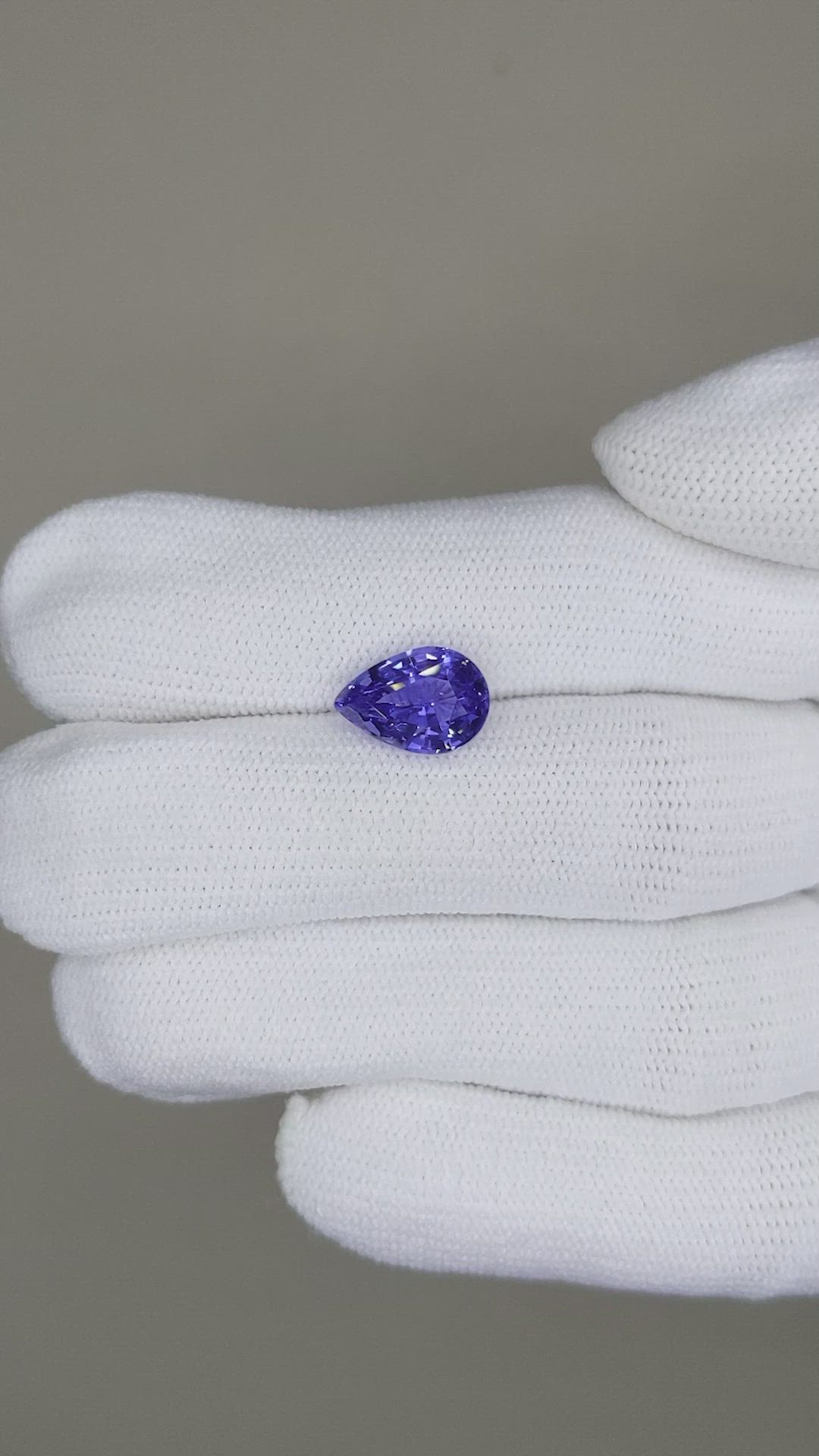 3.13 Ct. Blue Sapphire from Ceylon (Sri Lanka) Size Video