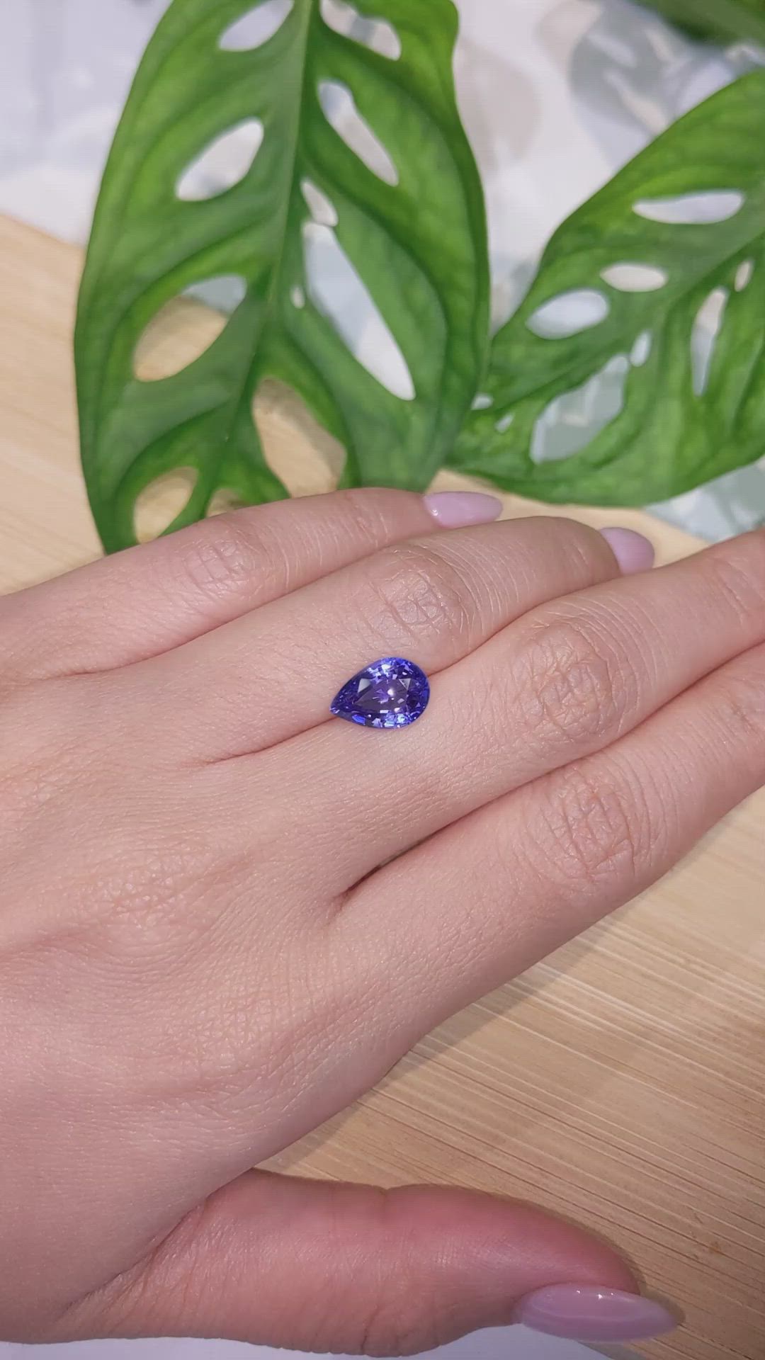 3.13 Ct. Blue Sapphire from Ceylon (Sri Lanka) Size Video