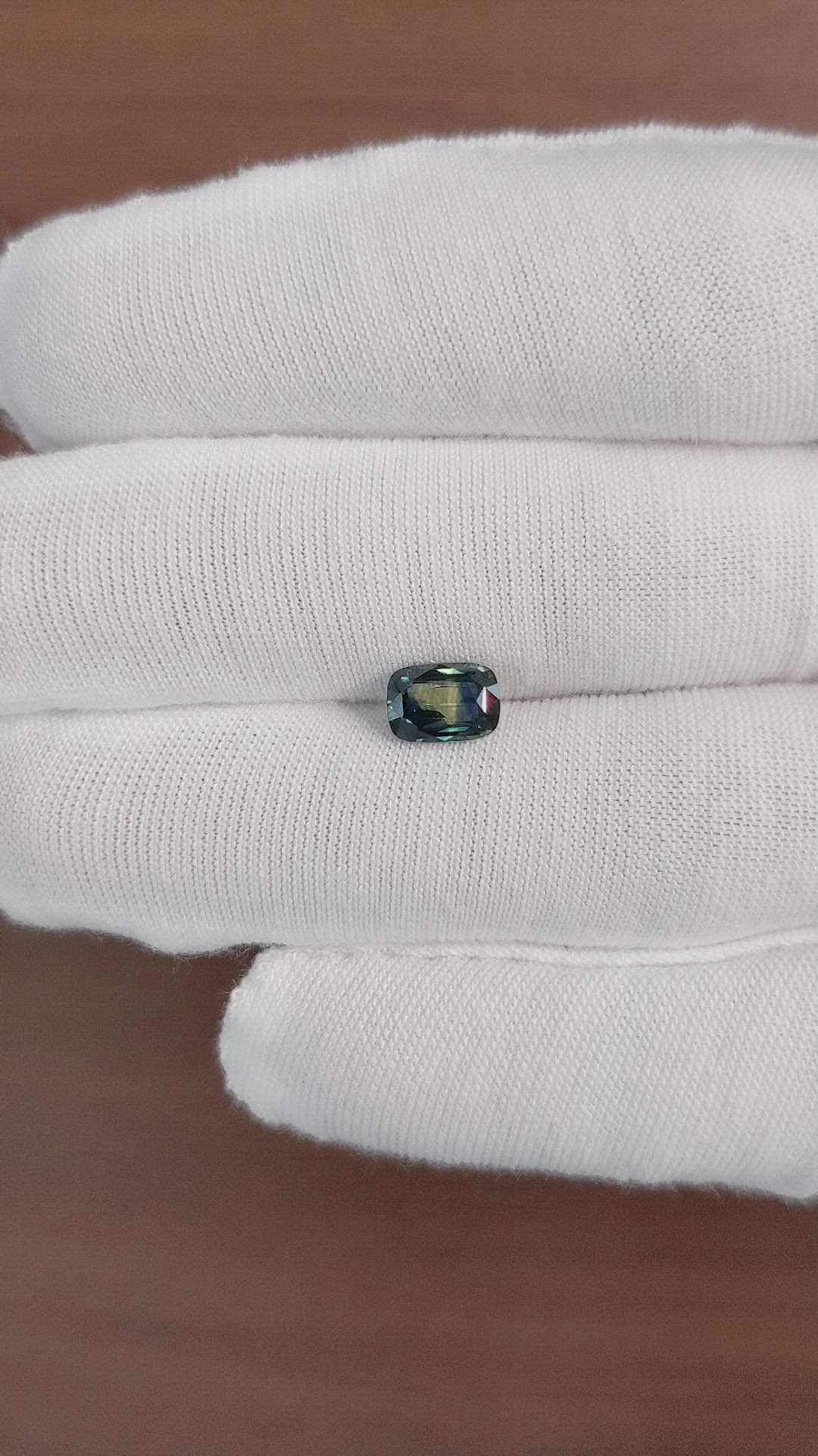 1.32 Ct. Bi Color Sapphire from Africa Size Video