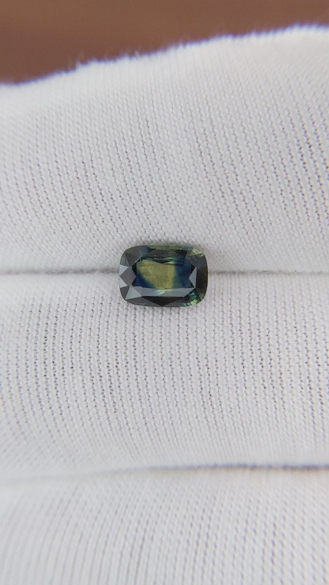 1.32 Ct. Bi Color Sapphire from Africa Size Video
