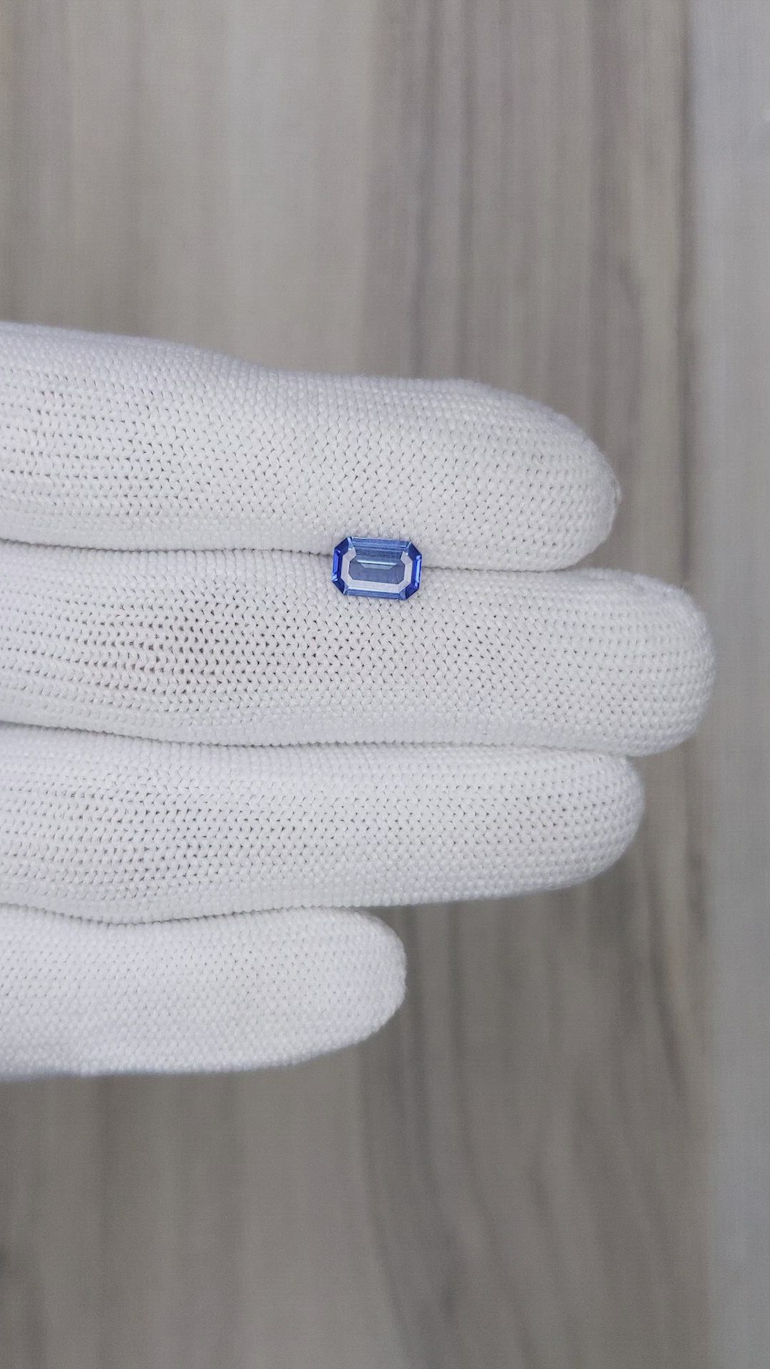 1.16 Ct. Blue Sapphire from Ceylon (Sri Lanka) Size Video