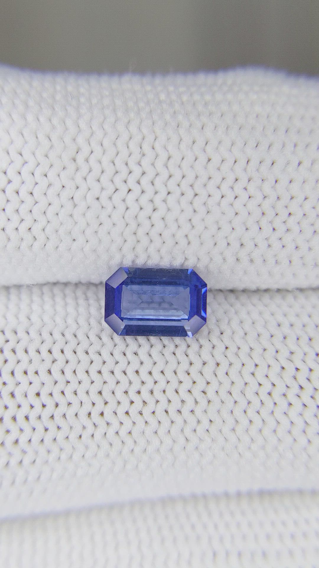 1.16 Ct. Blue Sapphire from Ceylon (Sri Lanka) Size Video