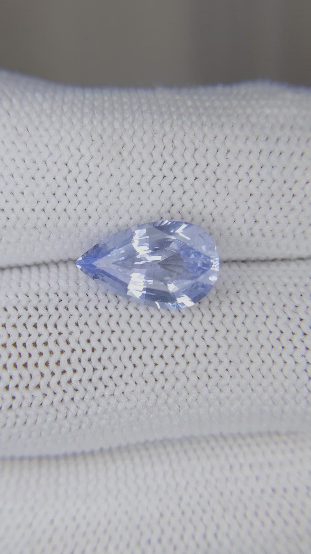 3.52 Ct. Blue Sapphire from Ceylon (Sri Lanka) Size Video