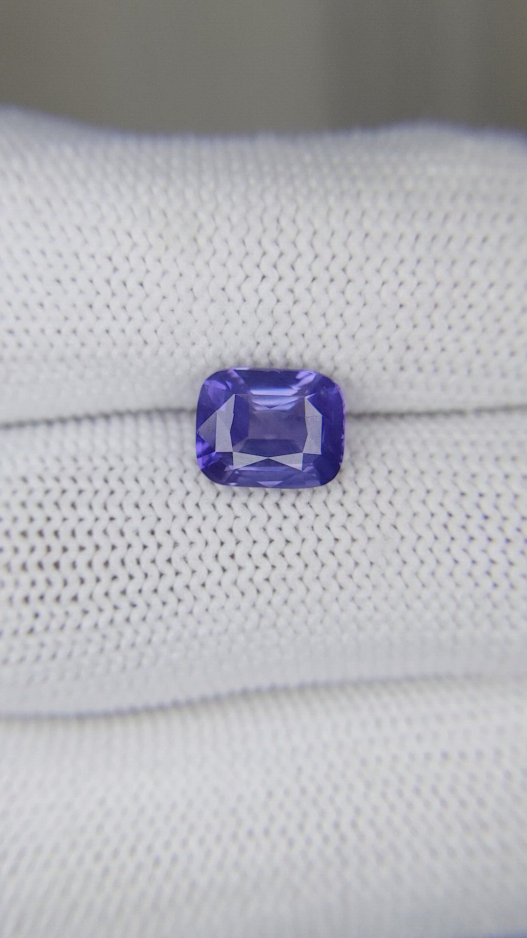 2.53 Ct. Color Change Sapphire from Ceylon (Sri Lanka) Size Video