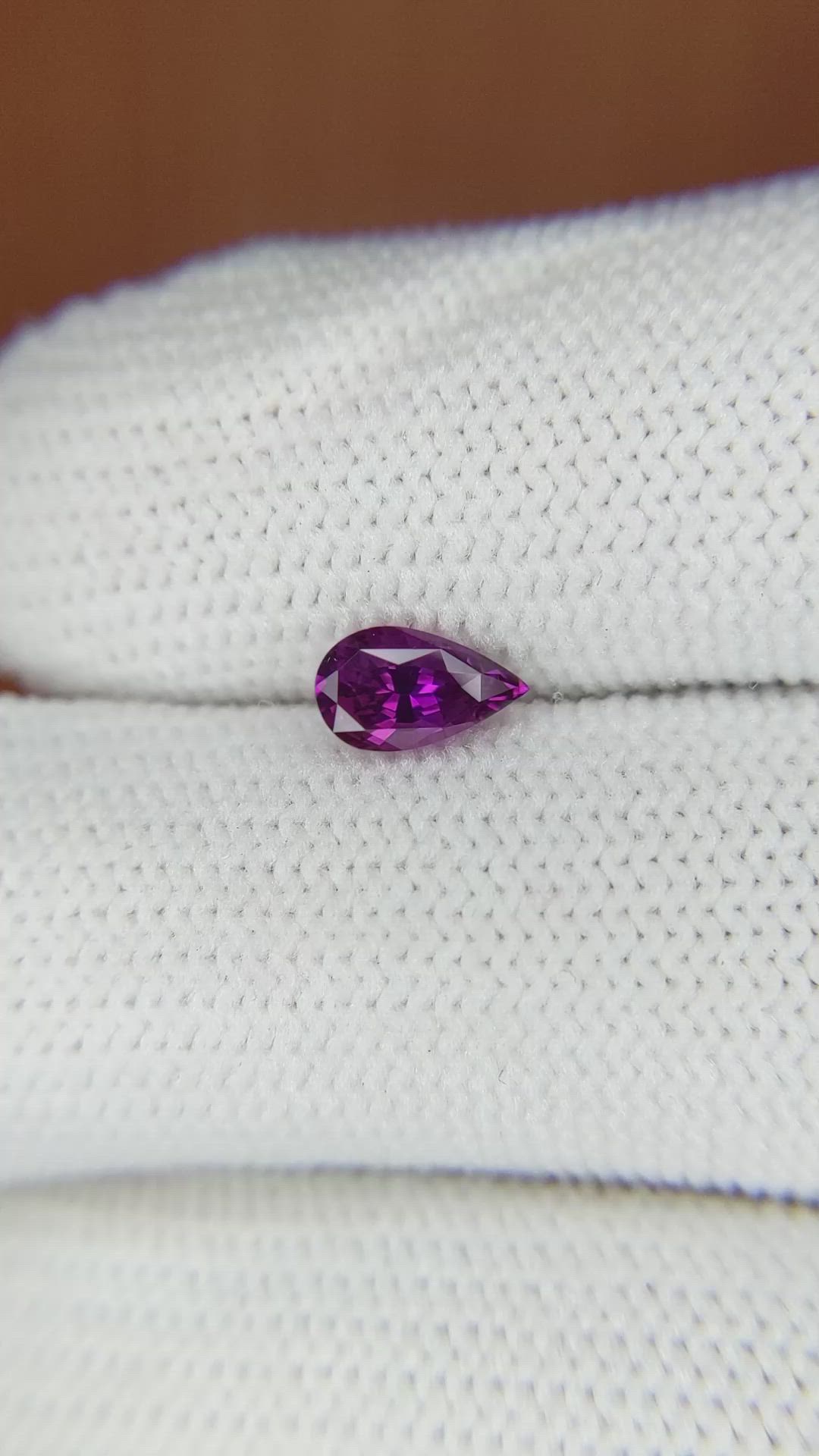 0.79 Ct. Pinkish Purple Sapphire from Ceylon (Sri Lanka) Size Video