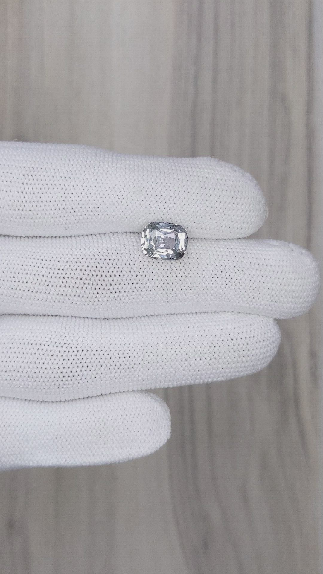 3.03 Ct. Green Sapphire from Ceylon (Sri Lanka) Size Video