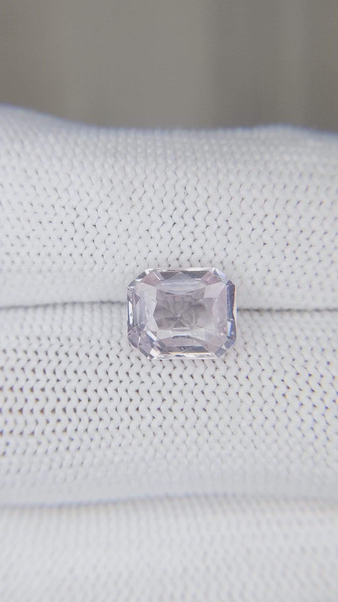 2.97 Ct. Pink Sapphire from Ceylon (Sri Lanka) Size Video