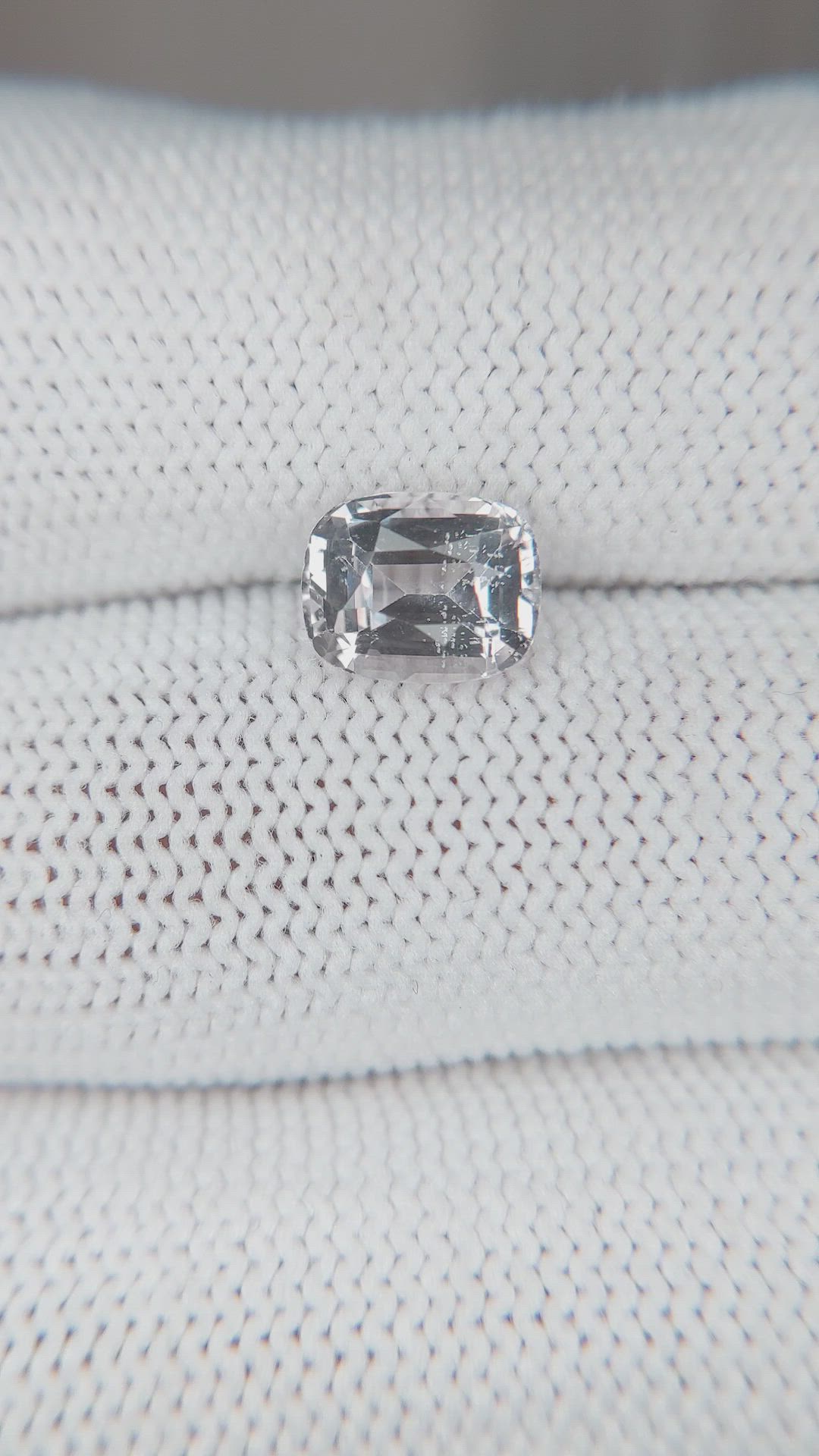 2.06 Ct. Pink Sapphire from Ceylon (Sri Lanka) Size Video