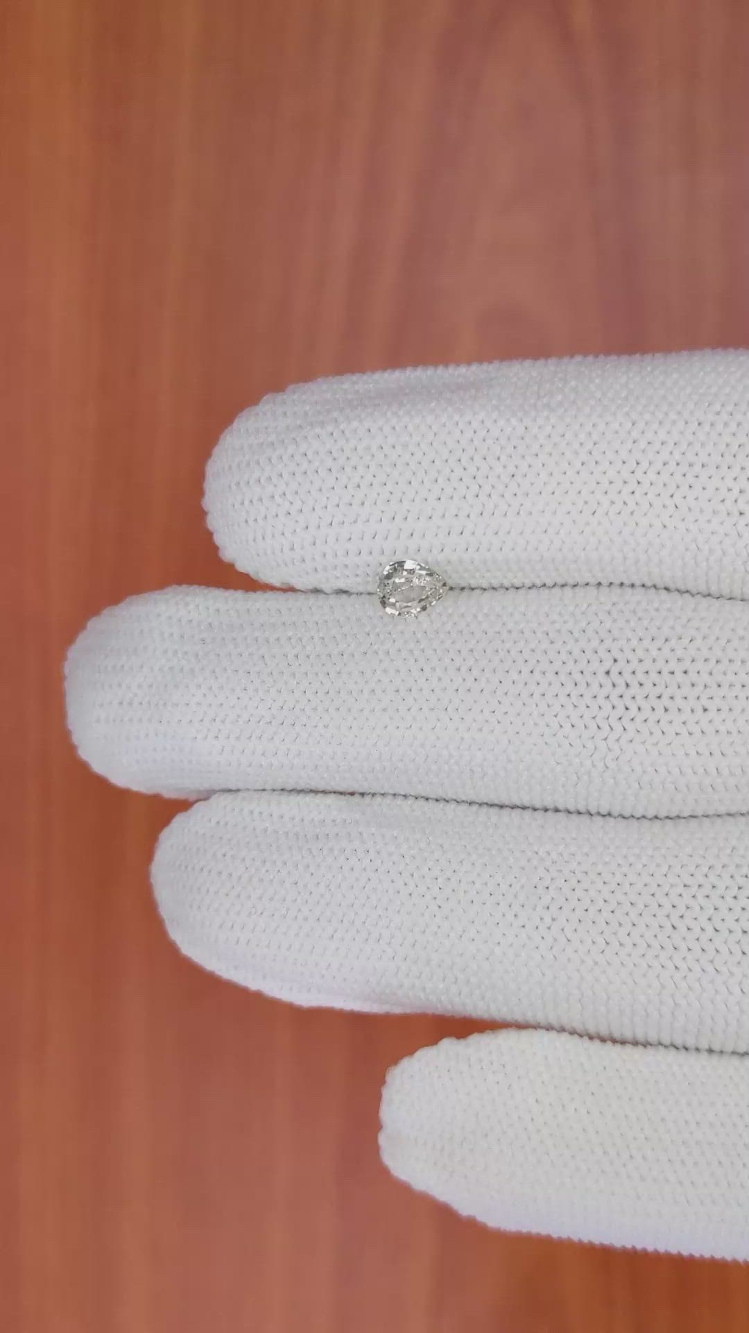 0.47 Ct. Green Sapphire from Ceylon (Sri Lanka) Size Video