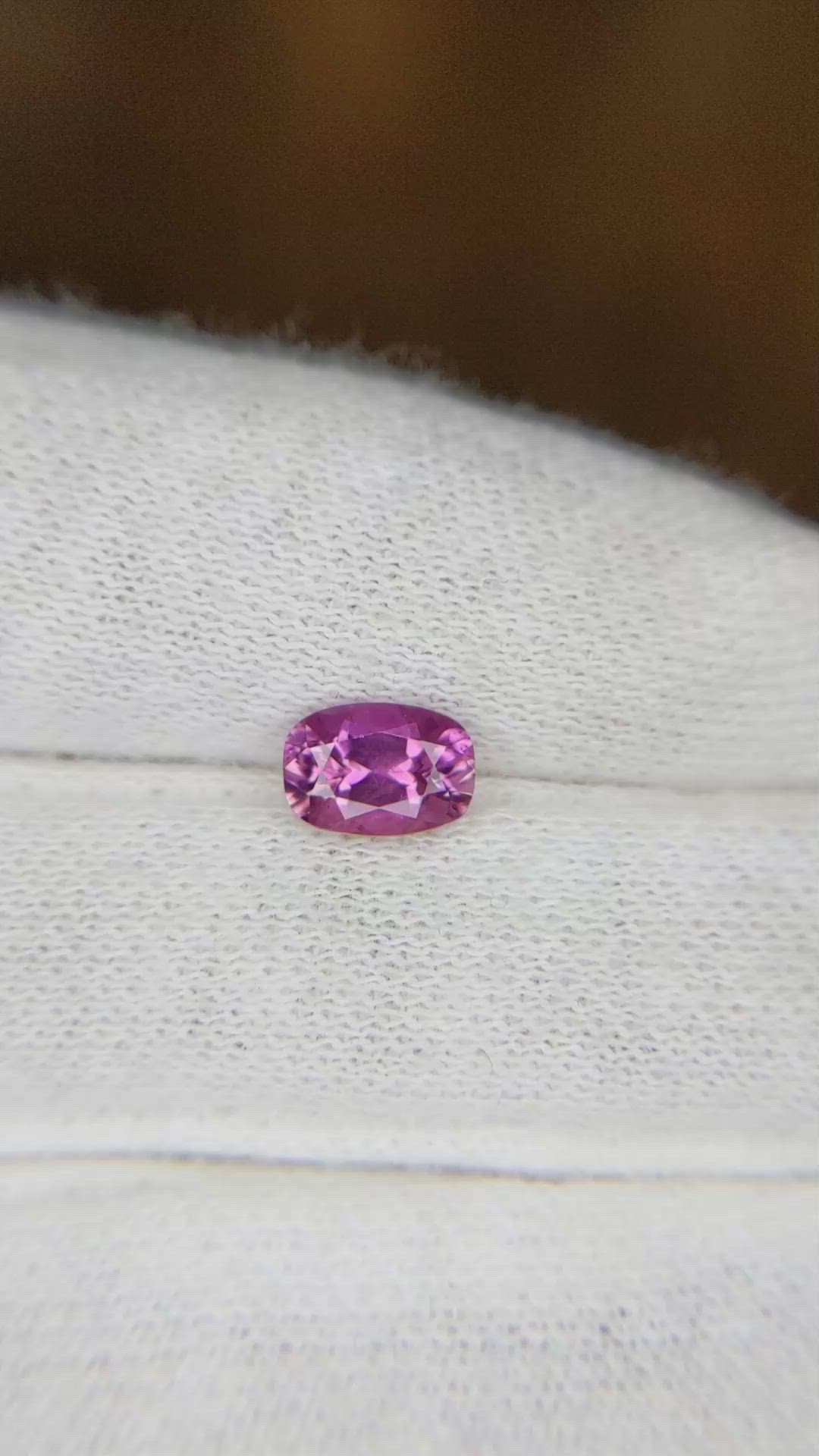 1.02 Ct. Purplish Pink Sapphire from Thailand Size Video