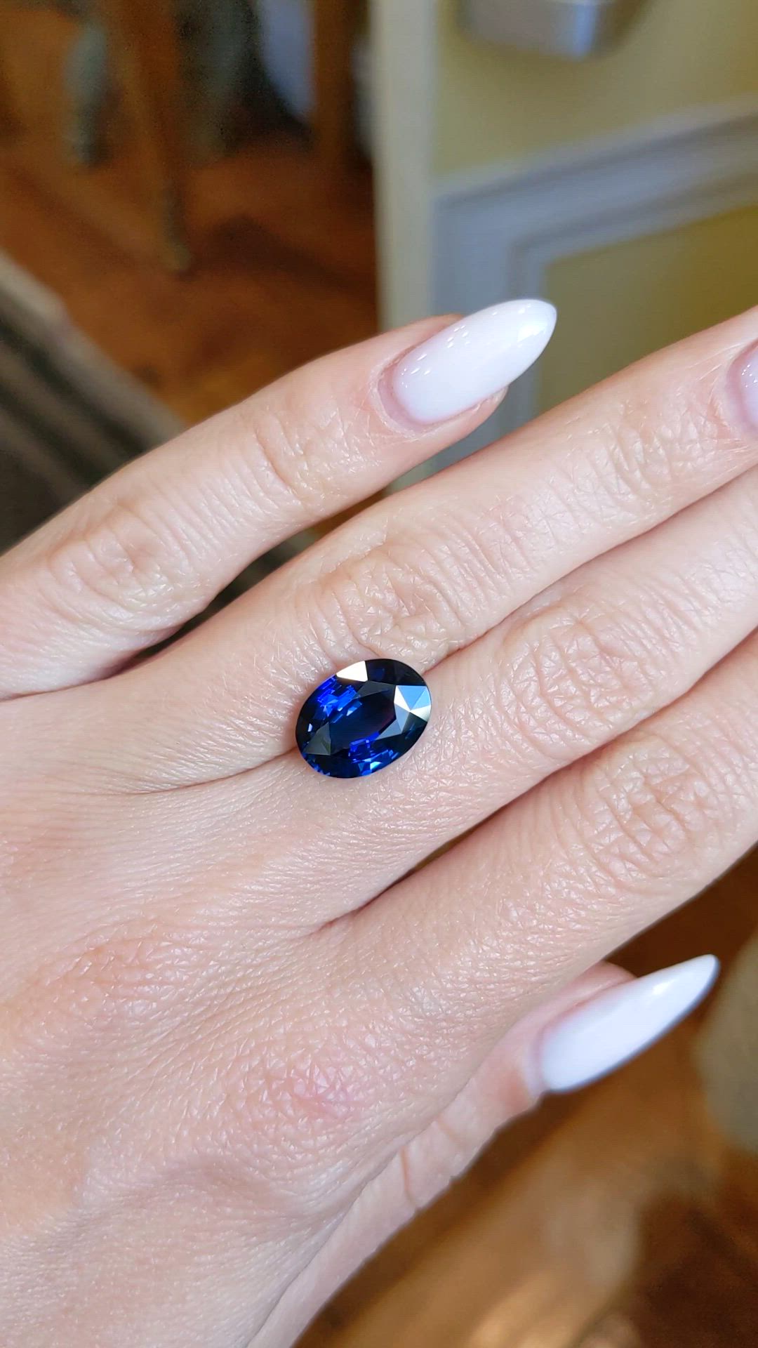 5.23 Ct. Blue Sapphire from Ceylon (Sri Lanka) Size Video