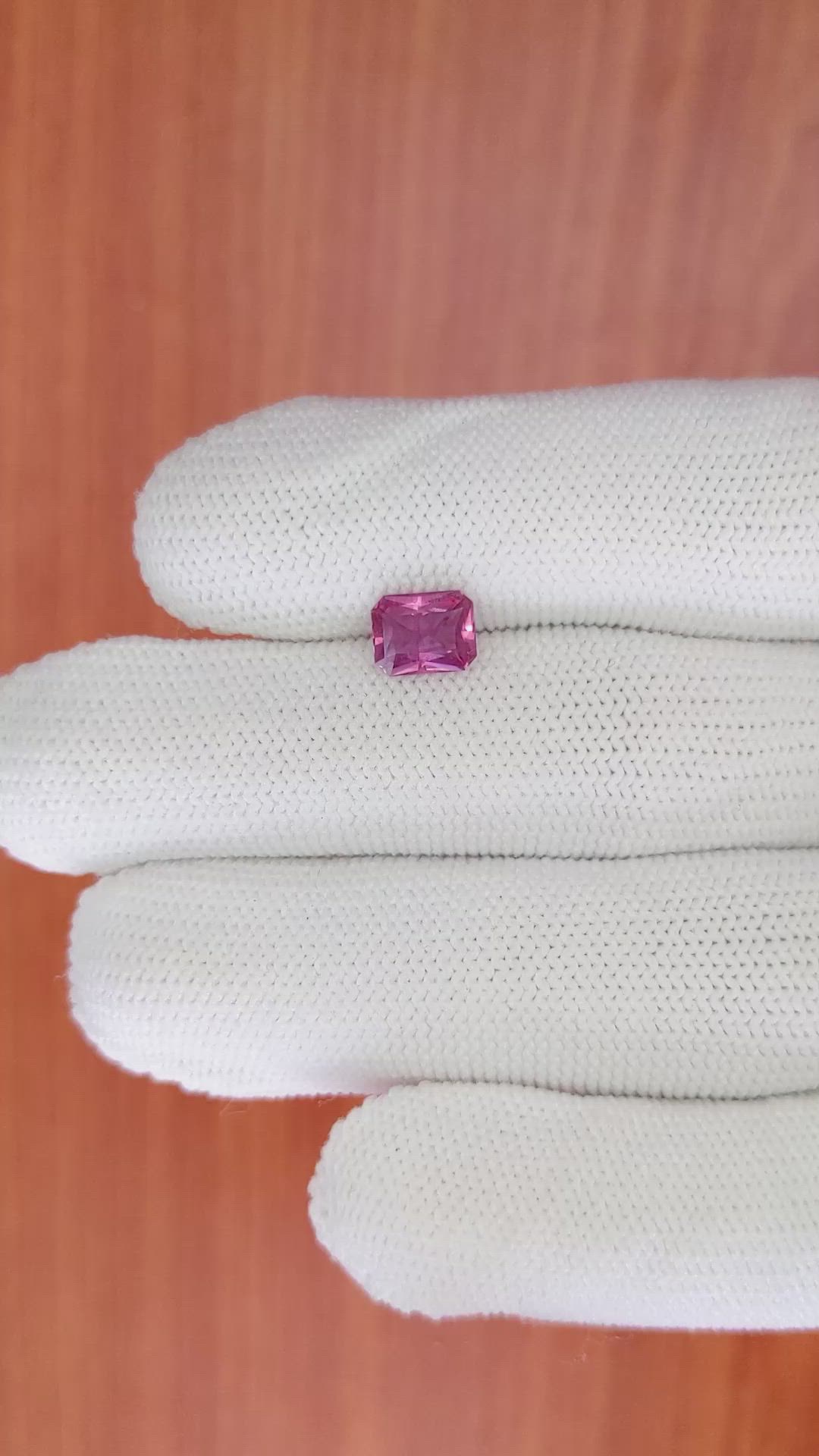 1.37 Ct. Pink Sapphire from Ceylon (Sri Lanka) Size Video