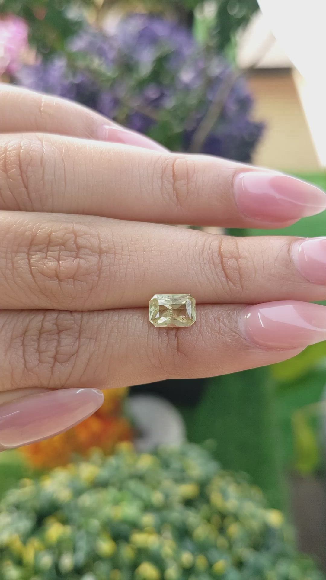 1.44 Ct. Yellow Sapphire from Ceylon (Sri Lanka) Size Video