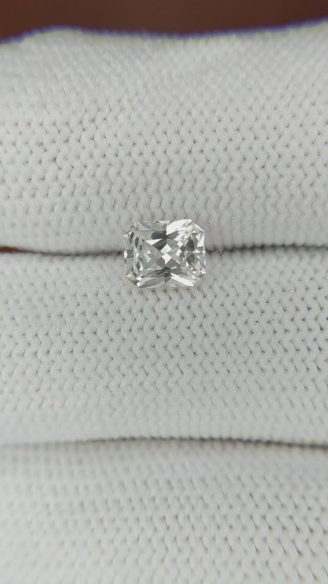 1.18 Ct. Yellow Sapphire from Ceylon (Sri Lanka) Size Video