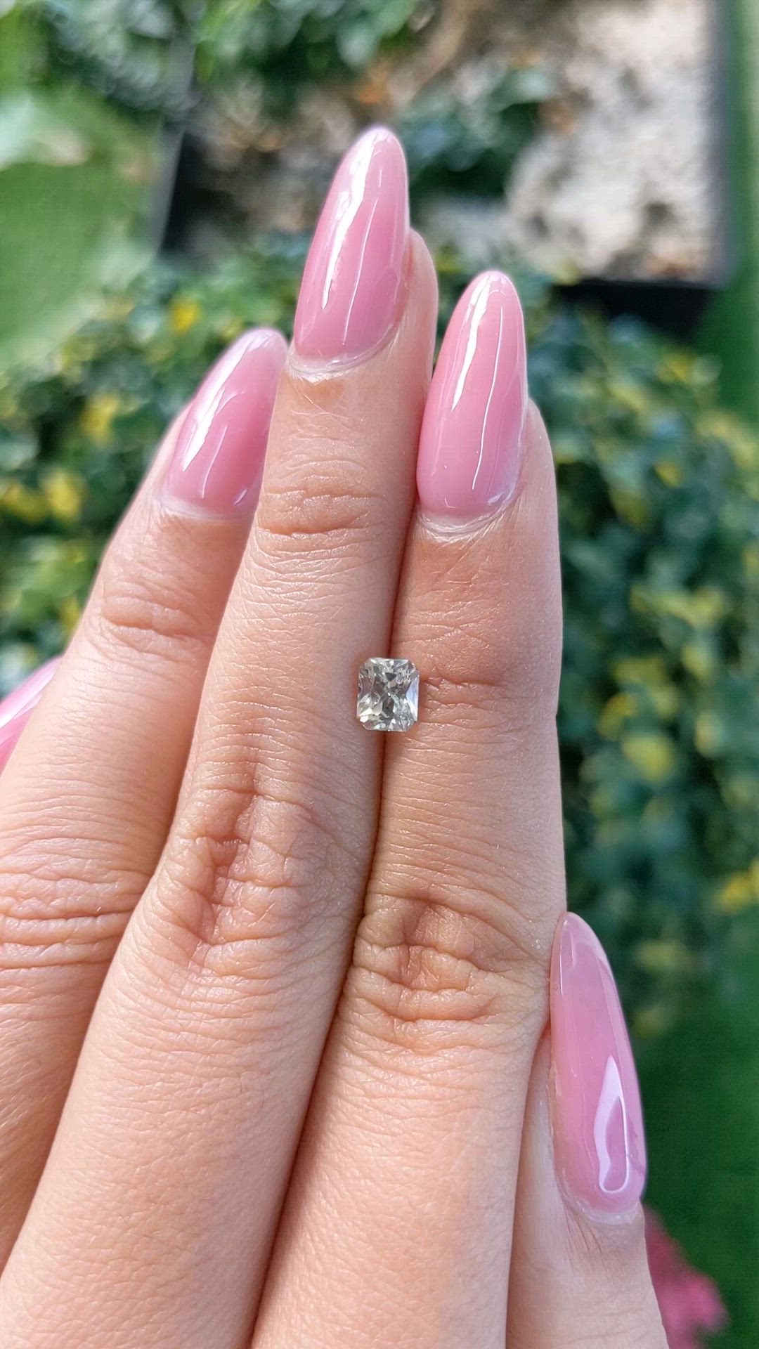 0.89 Ct. Yellow Sapphire from Ceylon (Sri Lanka) Size Video