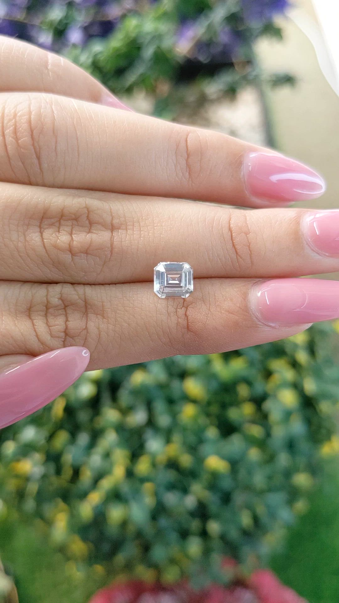 1.23 Ct. White Sapphire from Ceylon (Sri Lanka) Size Video