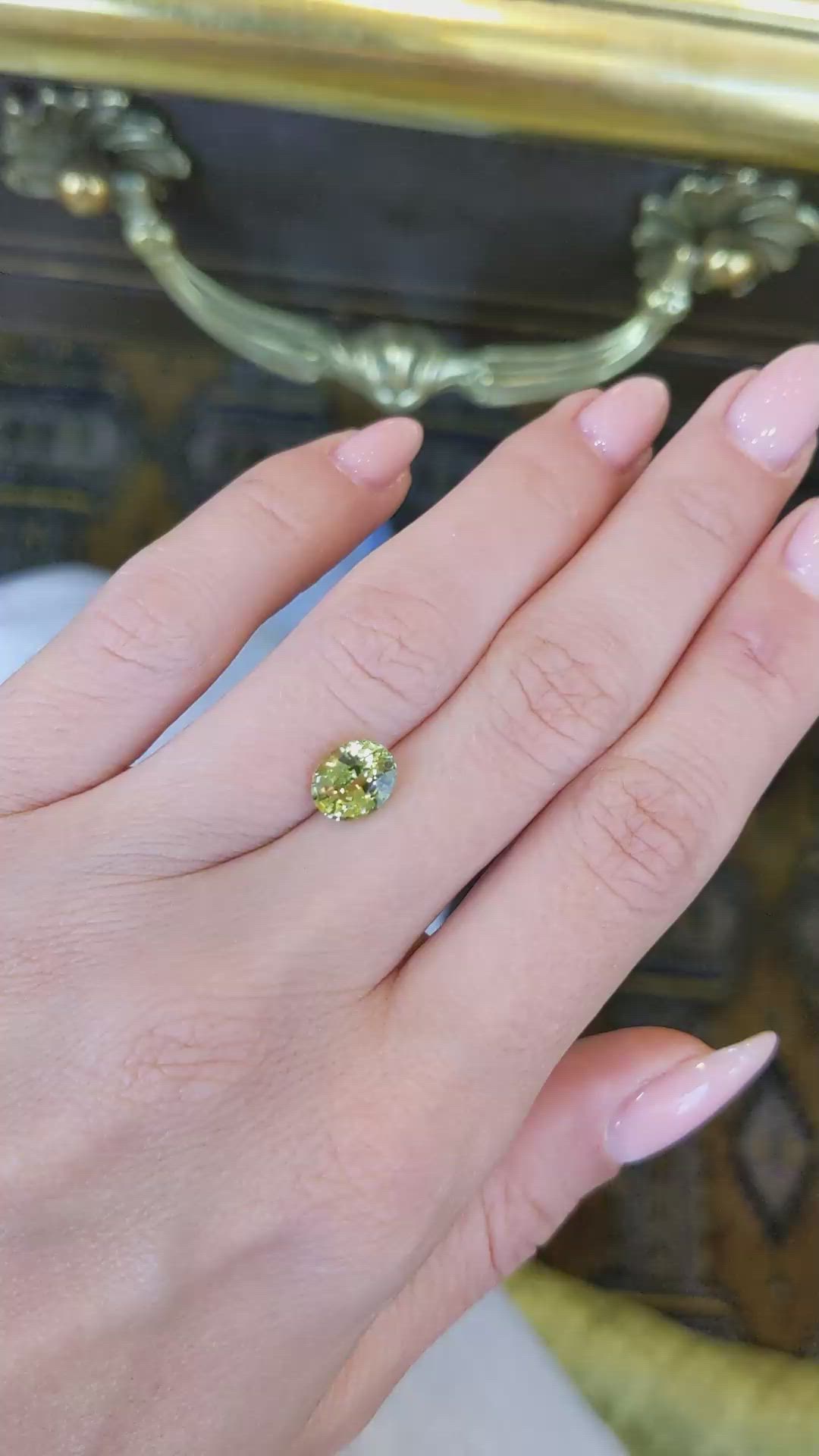2.06 Ct. Yellowish Green Sapphire from Ceylon (Sri Lanka) Size Video