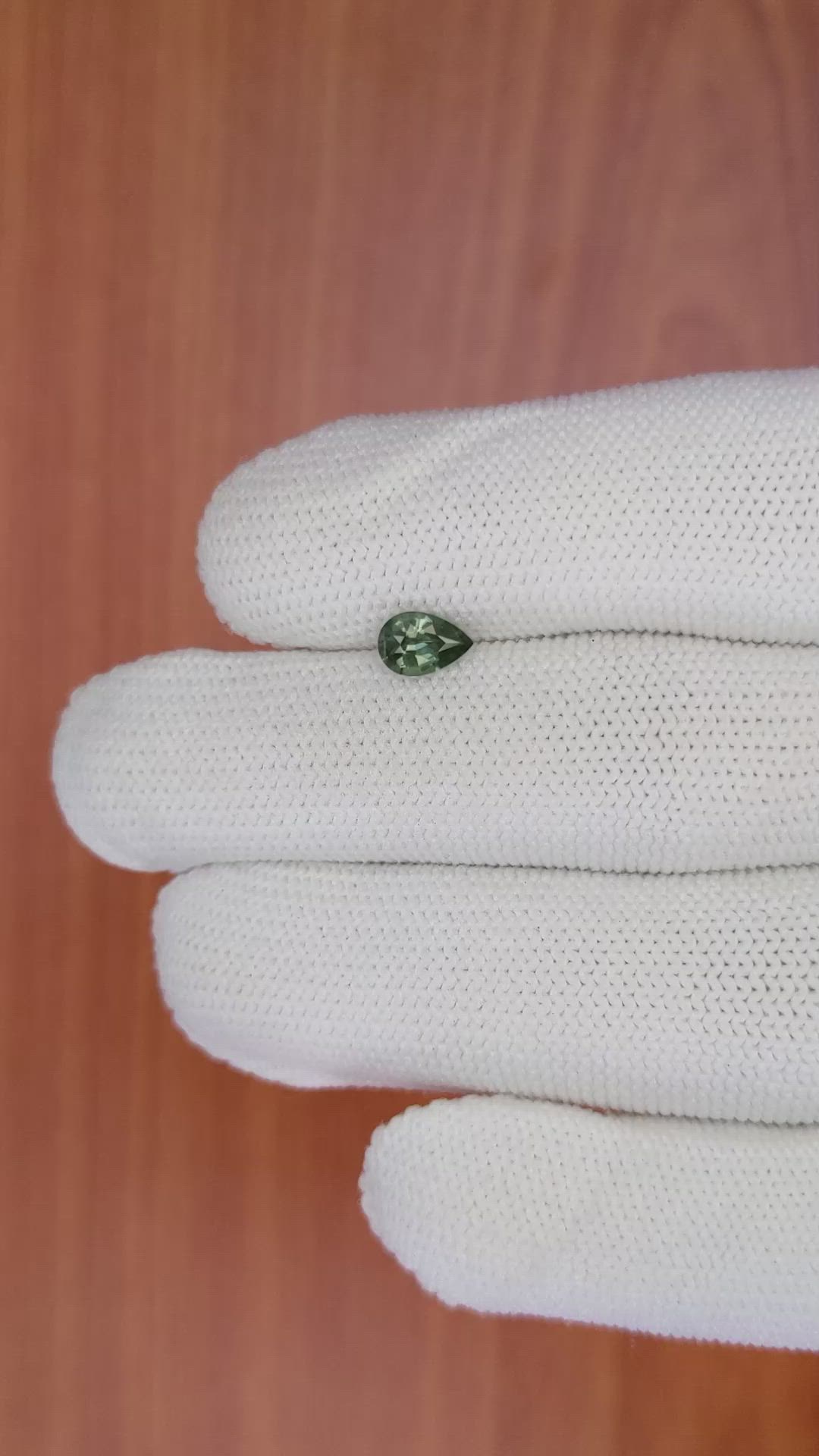 0.68 Ct. Sapphire from Ceylon (Sri Lanka) Size Video