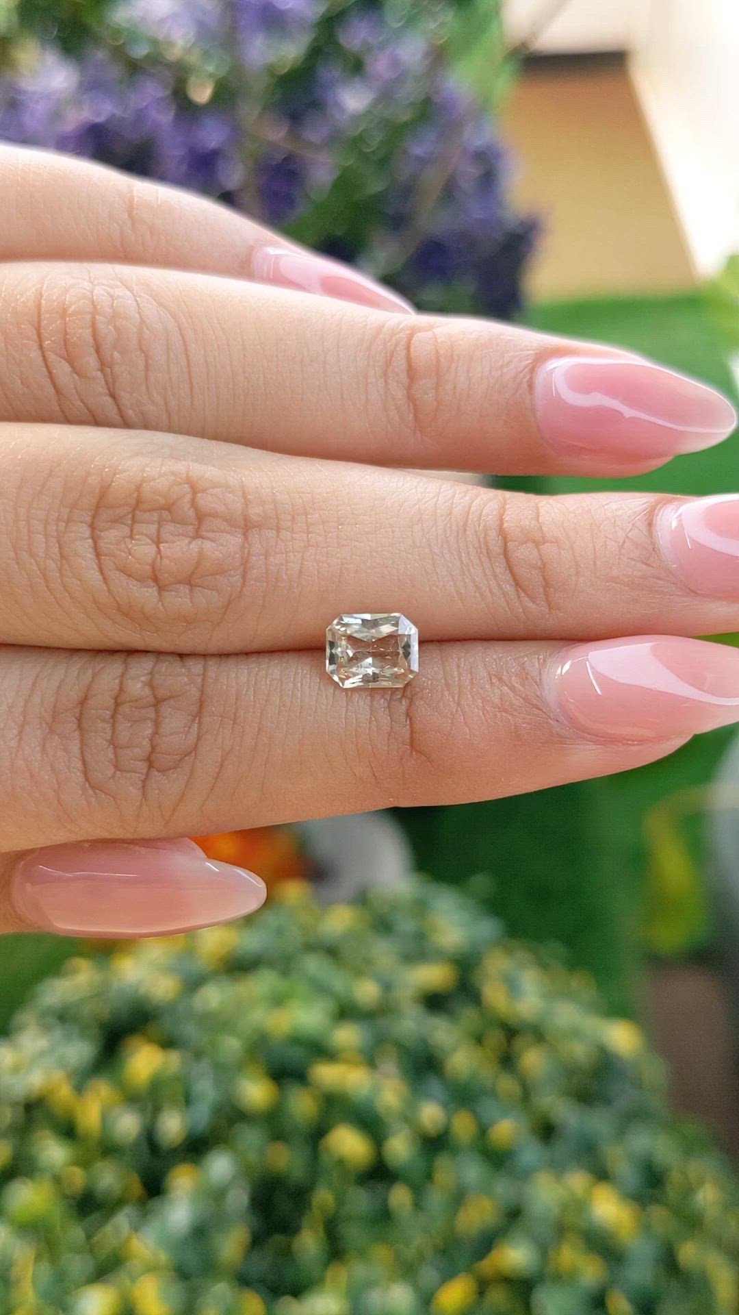1.18 Ct. Yellow Sapphire from Ceylon (Sri Lanka) Size Video