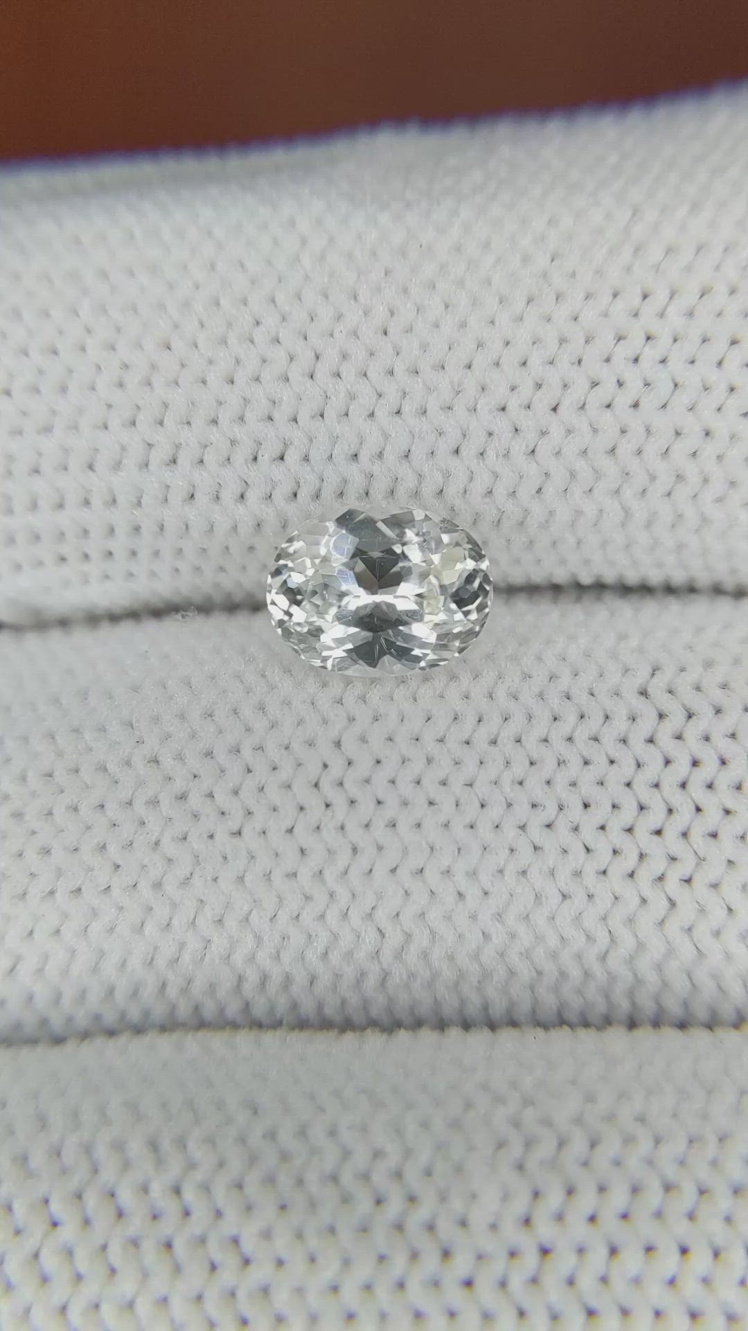 1.66 Ct. Yellow Sapphire from Ceylon (Sri Lanka) Size Video