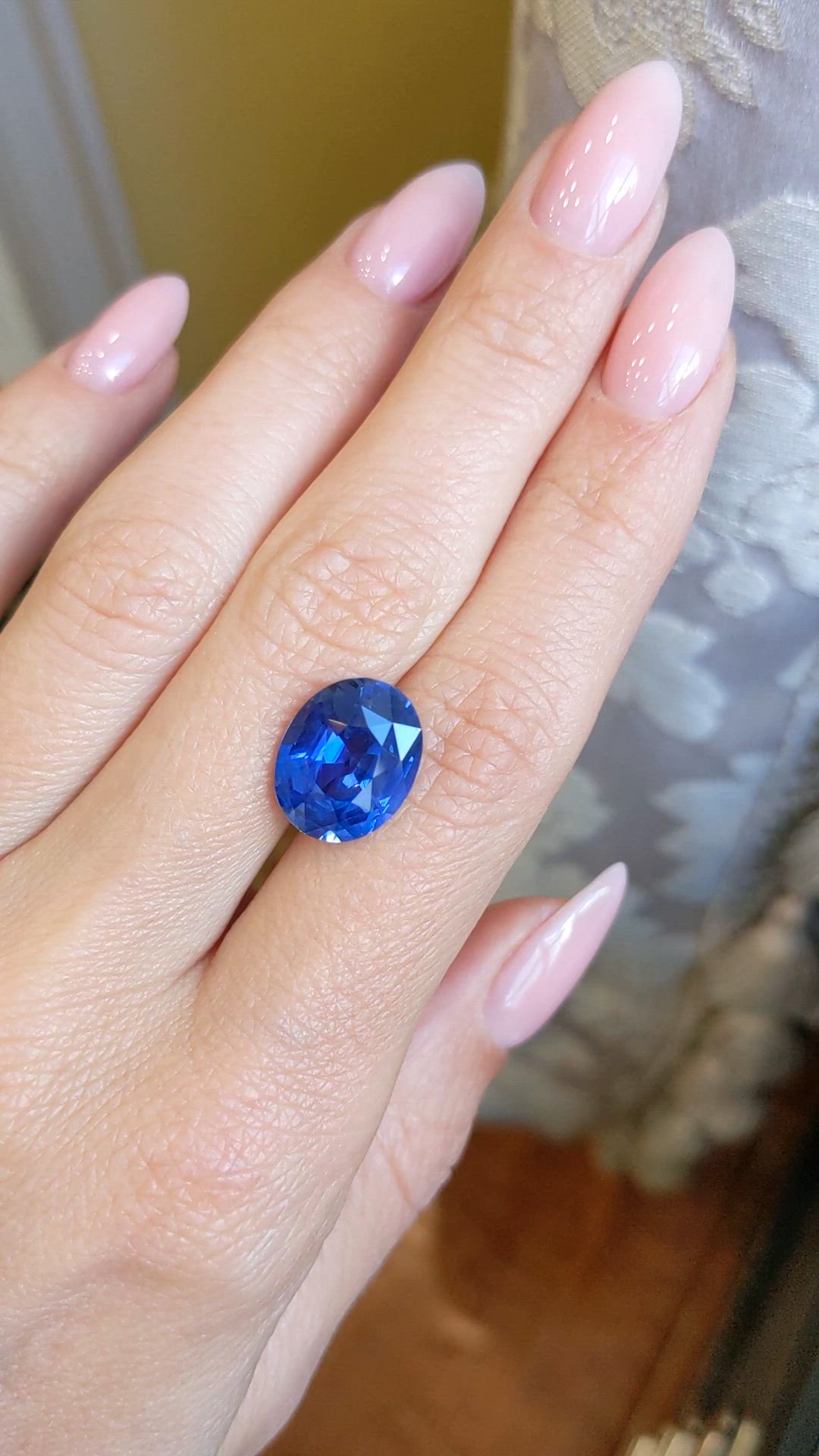 7.51 Ct. Blue Sapphire from Ceylon (Sri Lanka) Size Video