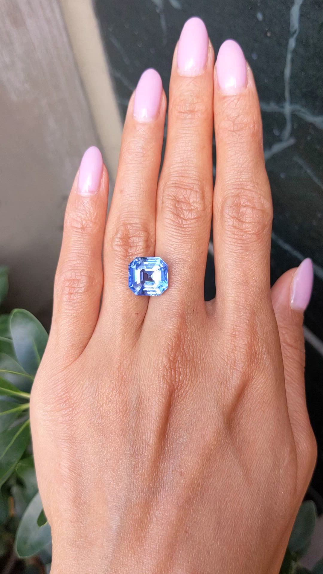 9.28 Ct. Blue Sapphire from Ceylon (Sri Lanka) Size Video