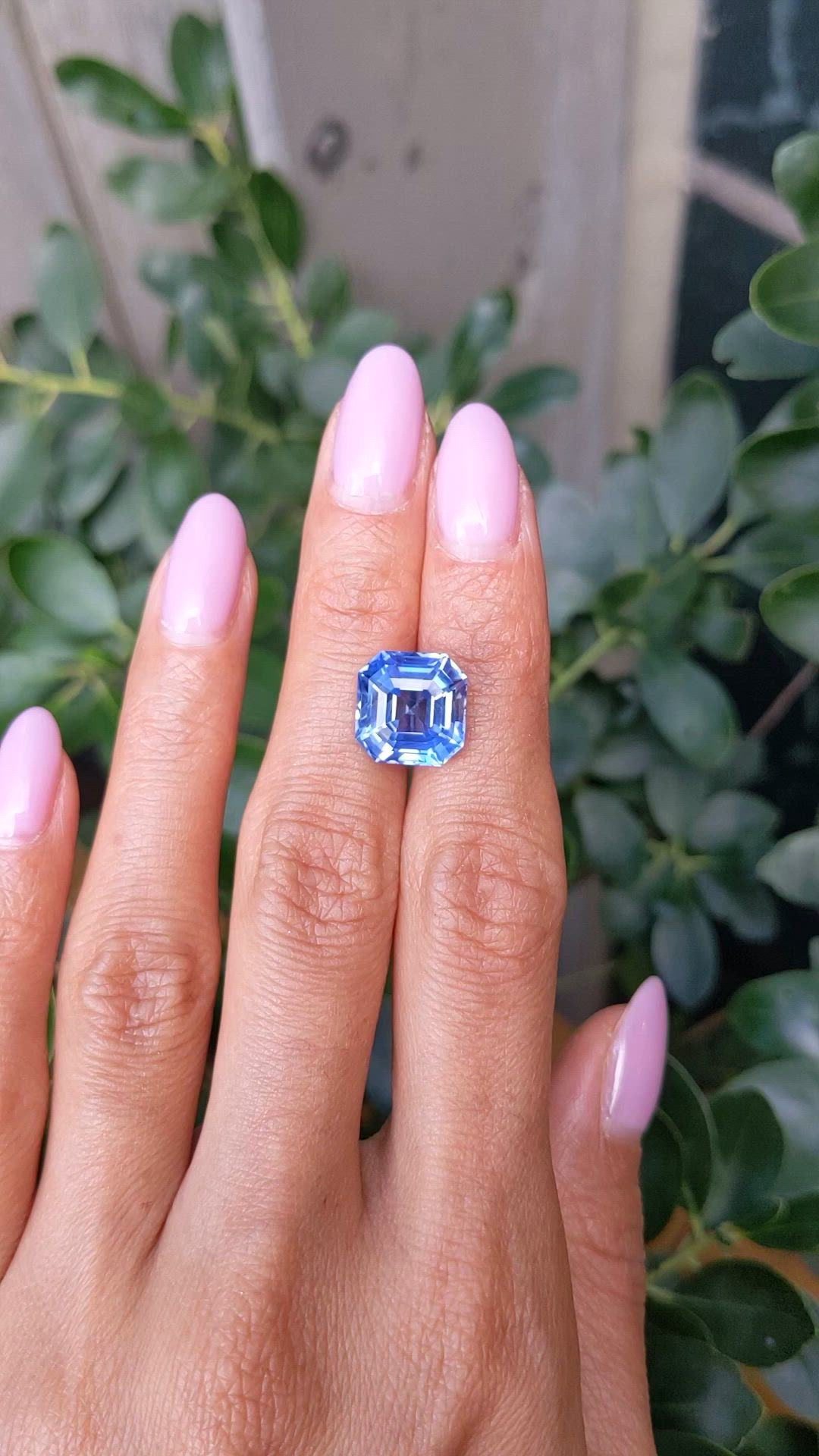 9.28 Ct. Blue Sapphire from Ceylon (Sri Lanka) Size Video