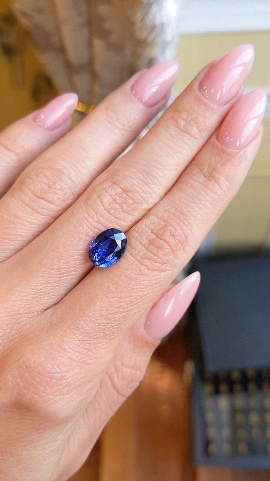 4.13 Ct. Blue Sapphire from Ceylon (Sri Lanka) Size Video