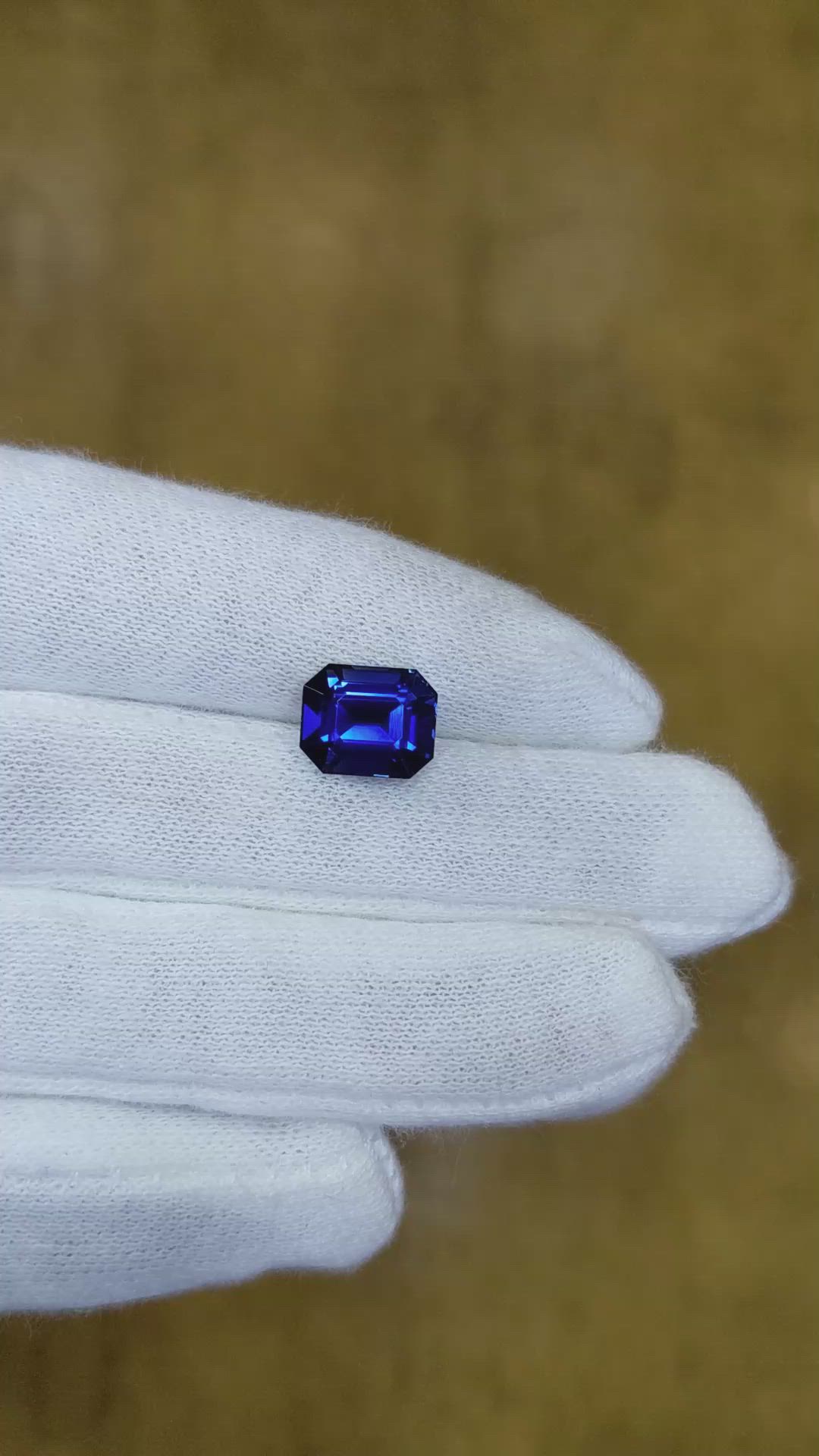 4.02 Ct. Blue Sapphire from Ceylon (Sri Lanka) Size Video