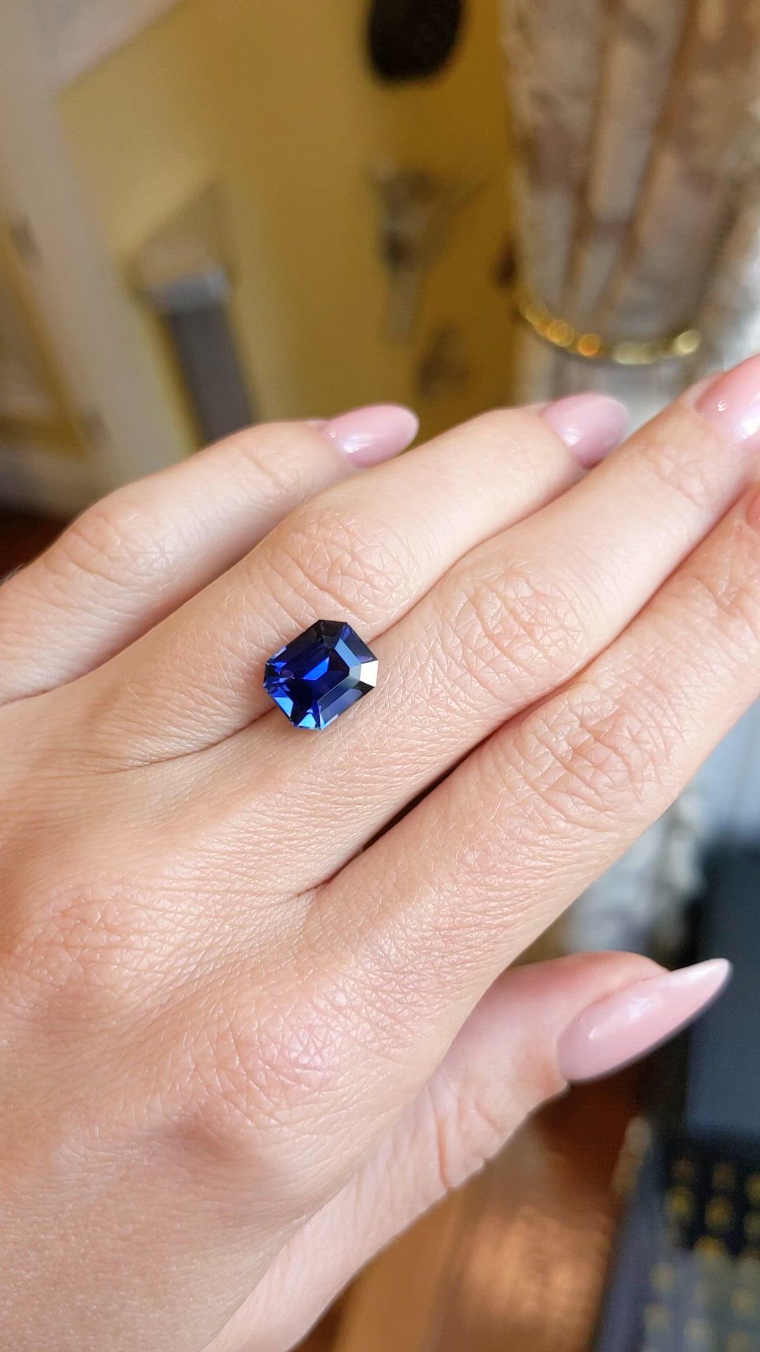 4.02 Ct. Blue Sapphire from Ceylon (Sri Lanka) Size Video